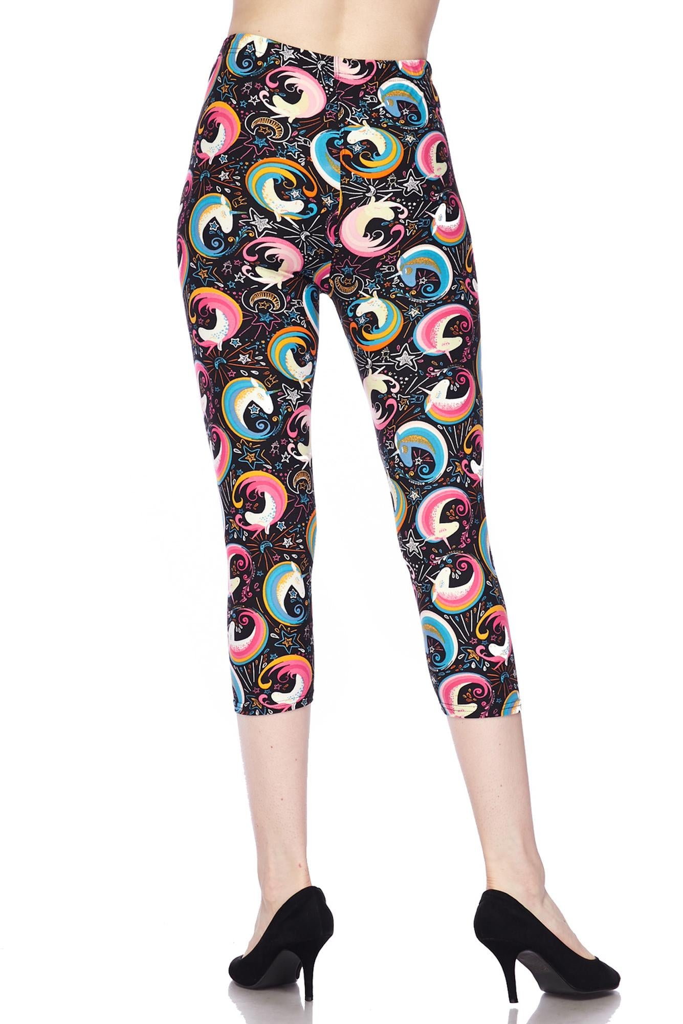 Buttery Soft Groovy Hip Unicorn Capris (One Size Regular,Multi Color Bold)