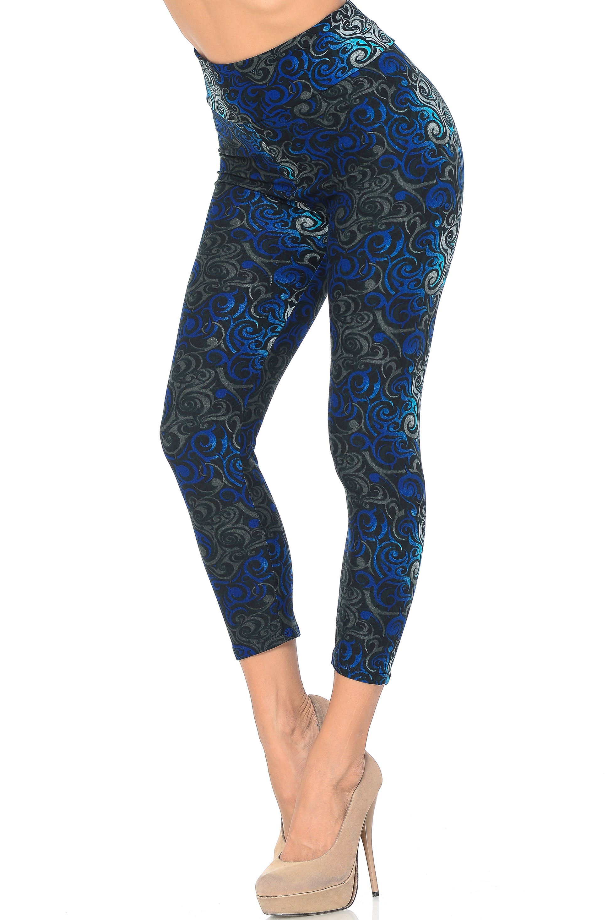 Buttery Smooth Tangled Swirl High Waisted Capri | EEVEE