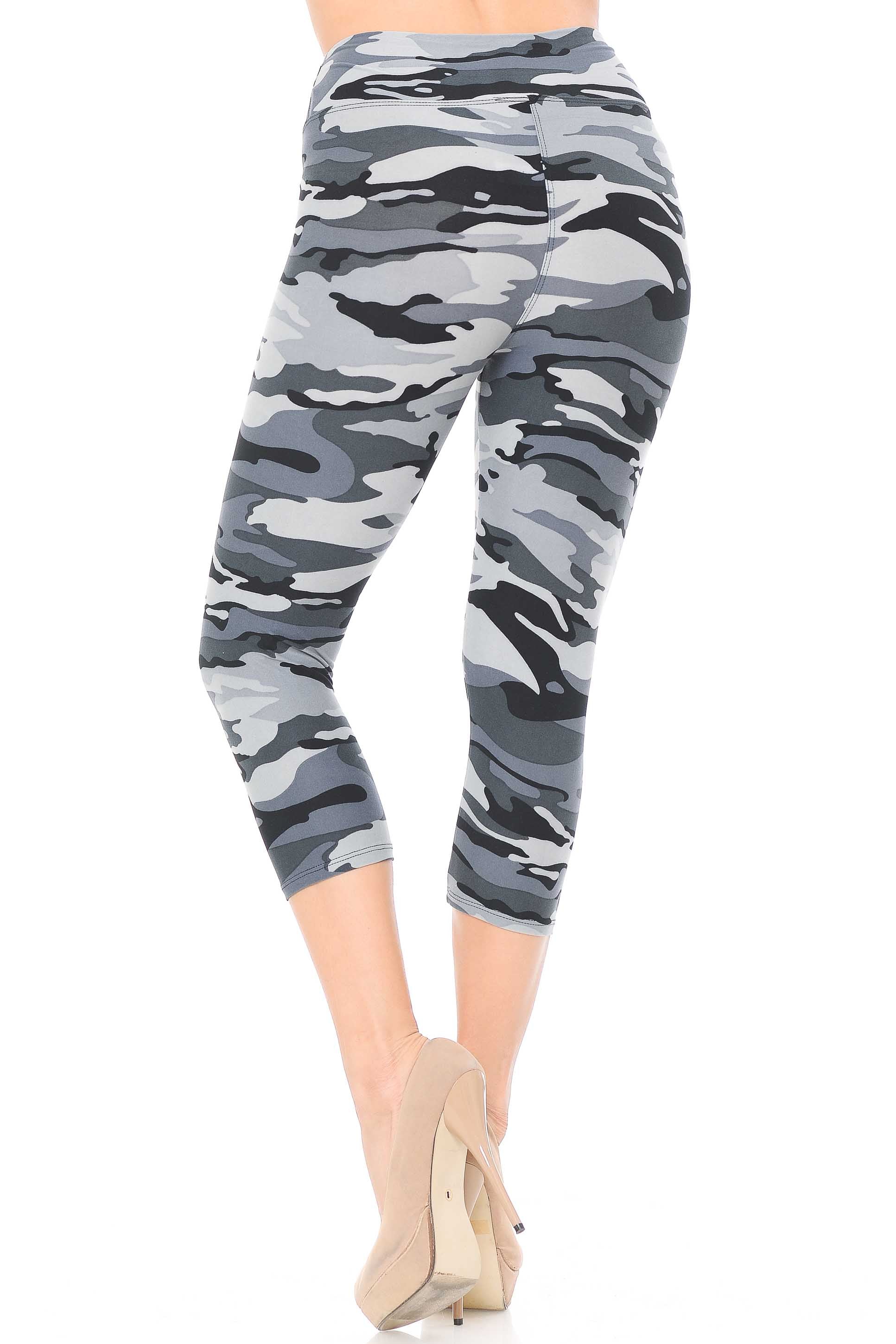 Buttery Soft Charcoal Camouflage High Waist Capris - 3 Inch (One Size Regular,Charcoal)