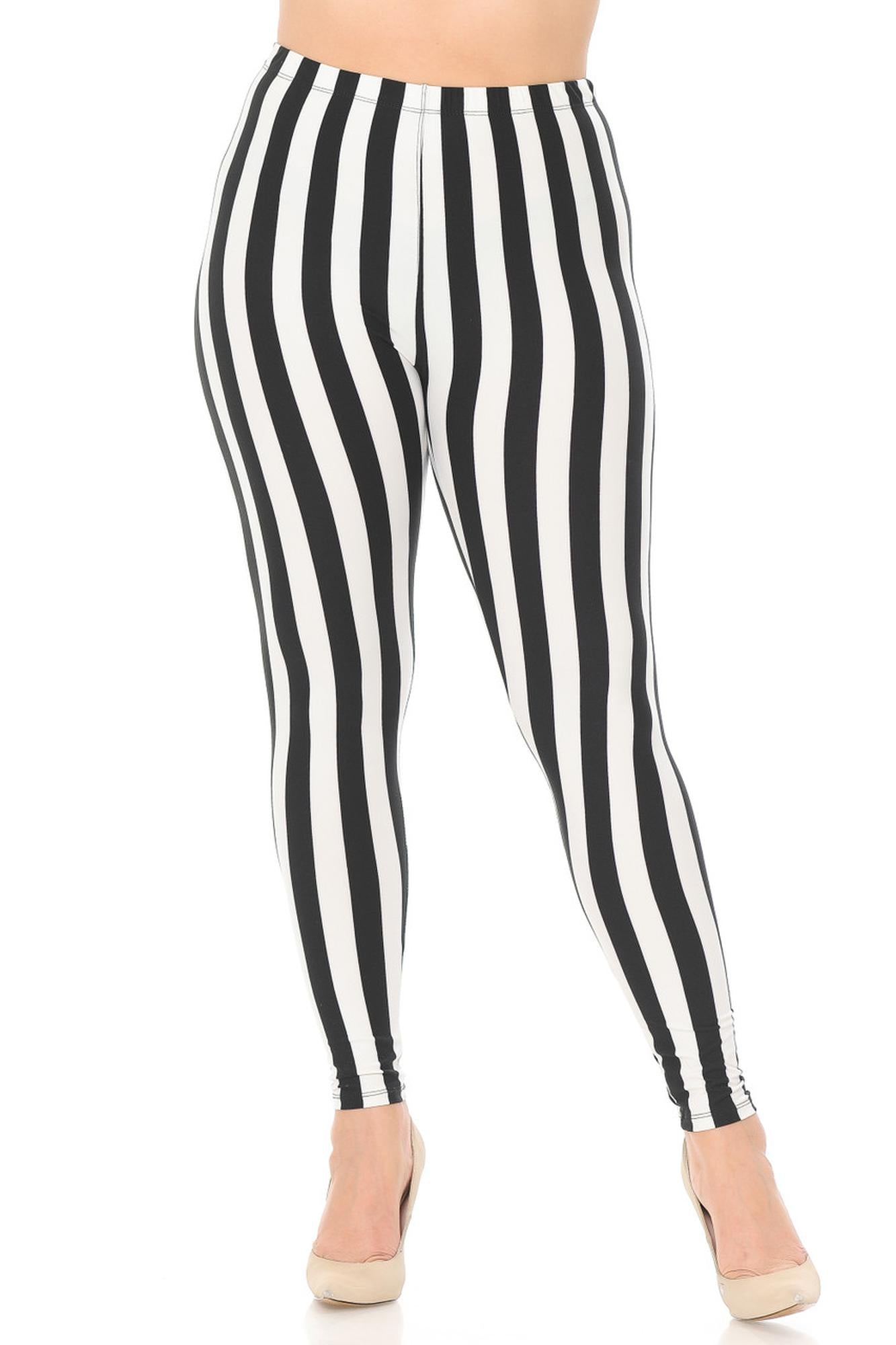 Buttery Soft Beetlejuice Extra Plus Size Leggings - 3X-5X (XPlus One Size,Black)