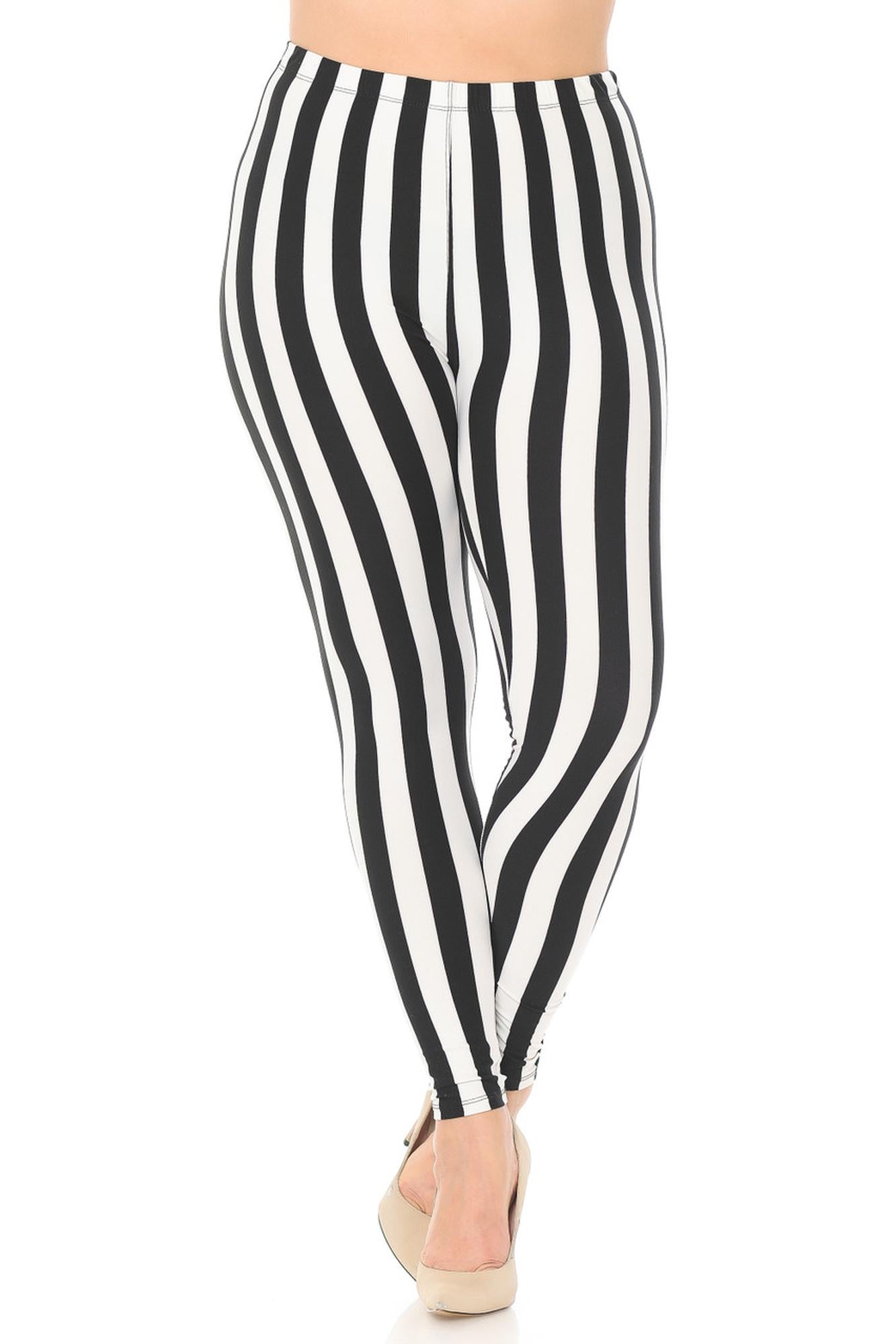 Buttery Soft Beetlejuice Extra Plus Size Leggings - 3X-5X (XPlus One Size,Black)