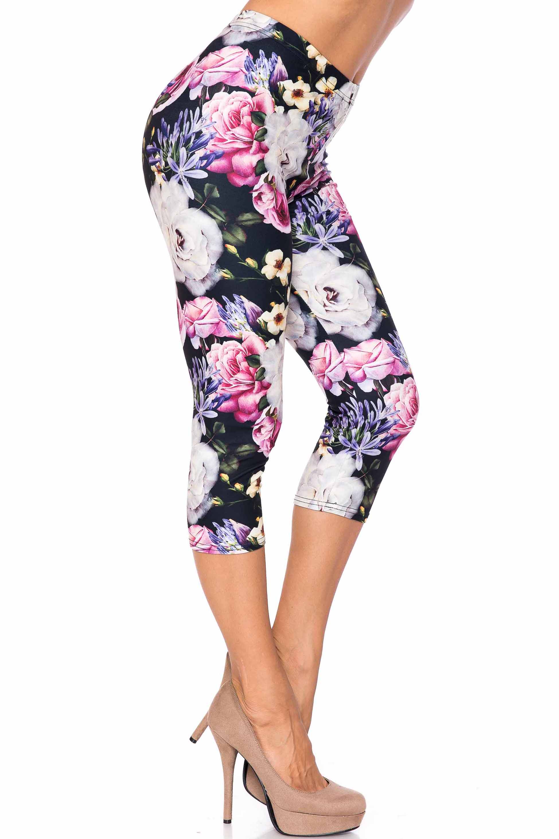 Creamy Soft Floral Garden Bouquet Extra Plus Size Capris - 3X-5X - USA Fashion (XPlus One Size,White)
