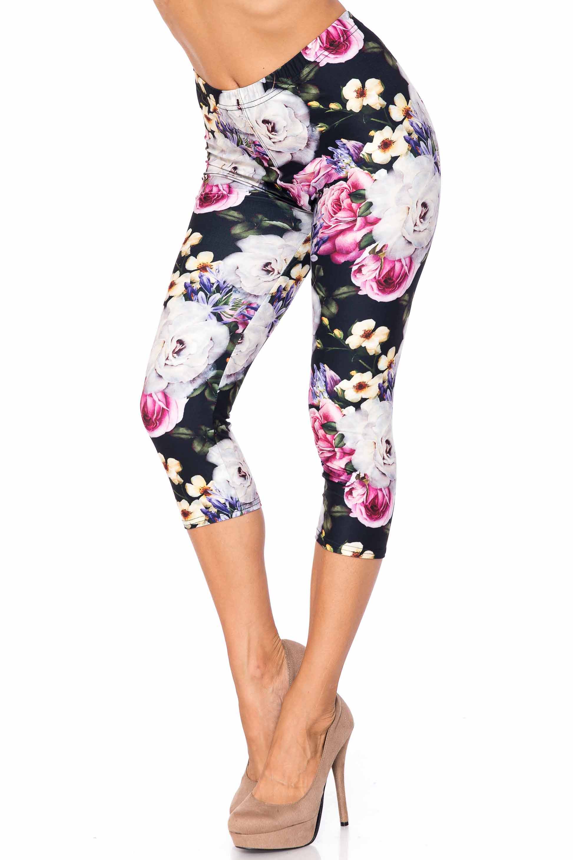 Creamy Soft Floral Garden Bouquet Extra Plus Size Capris - 3X-5X - USA Fashion (XPlus One Size,White)