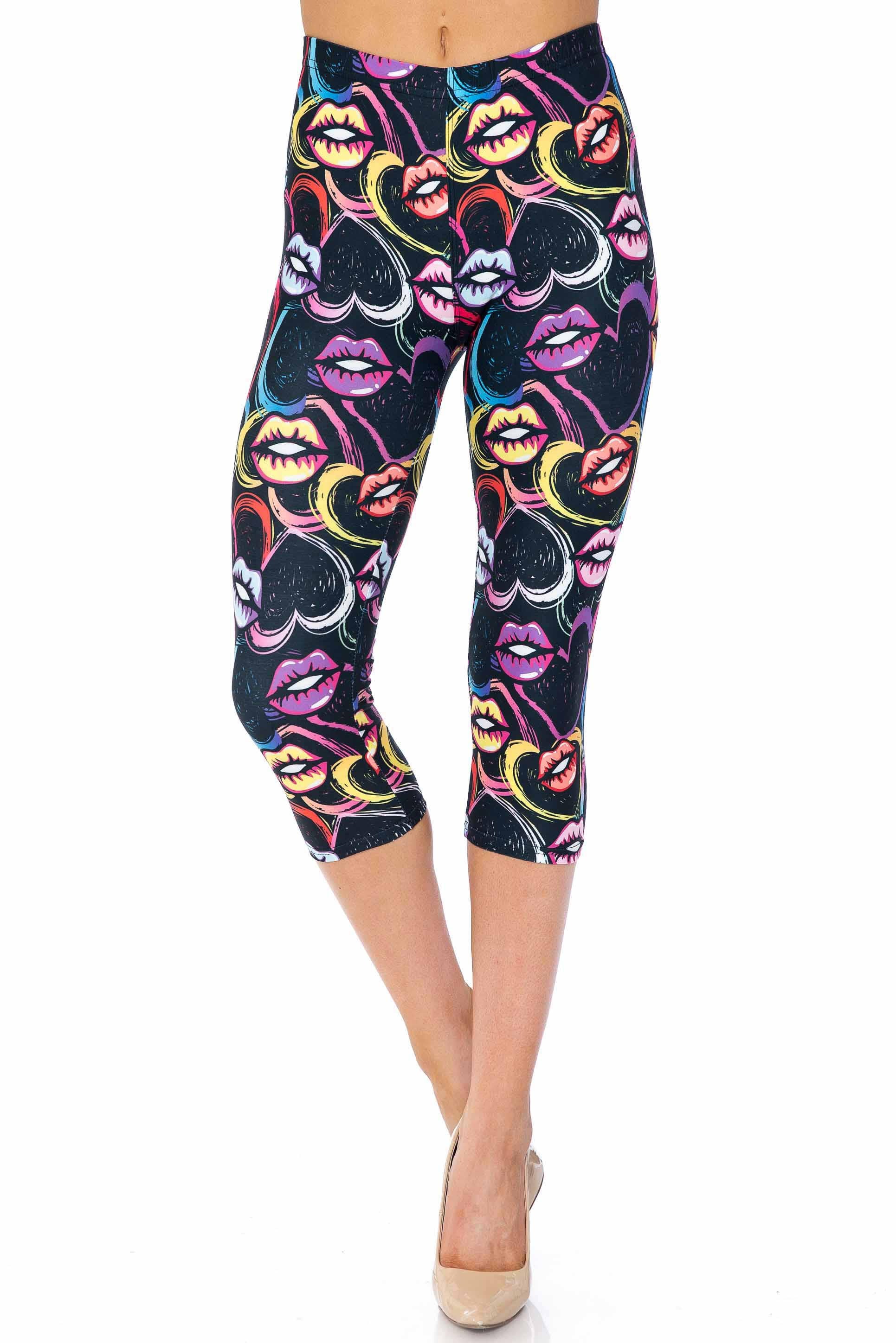 Creamy Soft Colorful Lips and Hearts Extra Plus Size Capris - USA Fashion (XPlus One Size,Black)