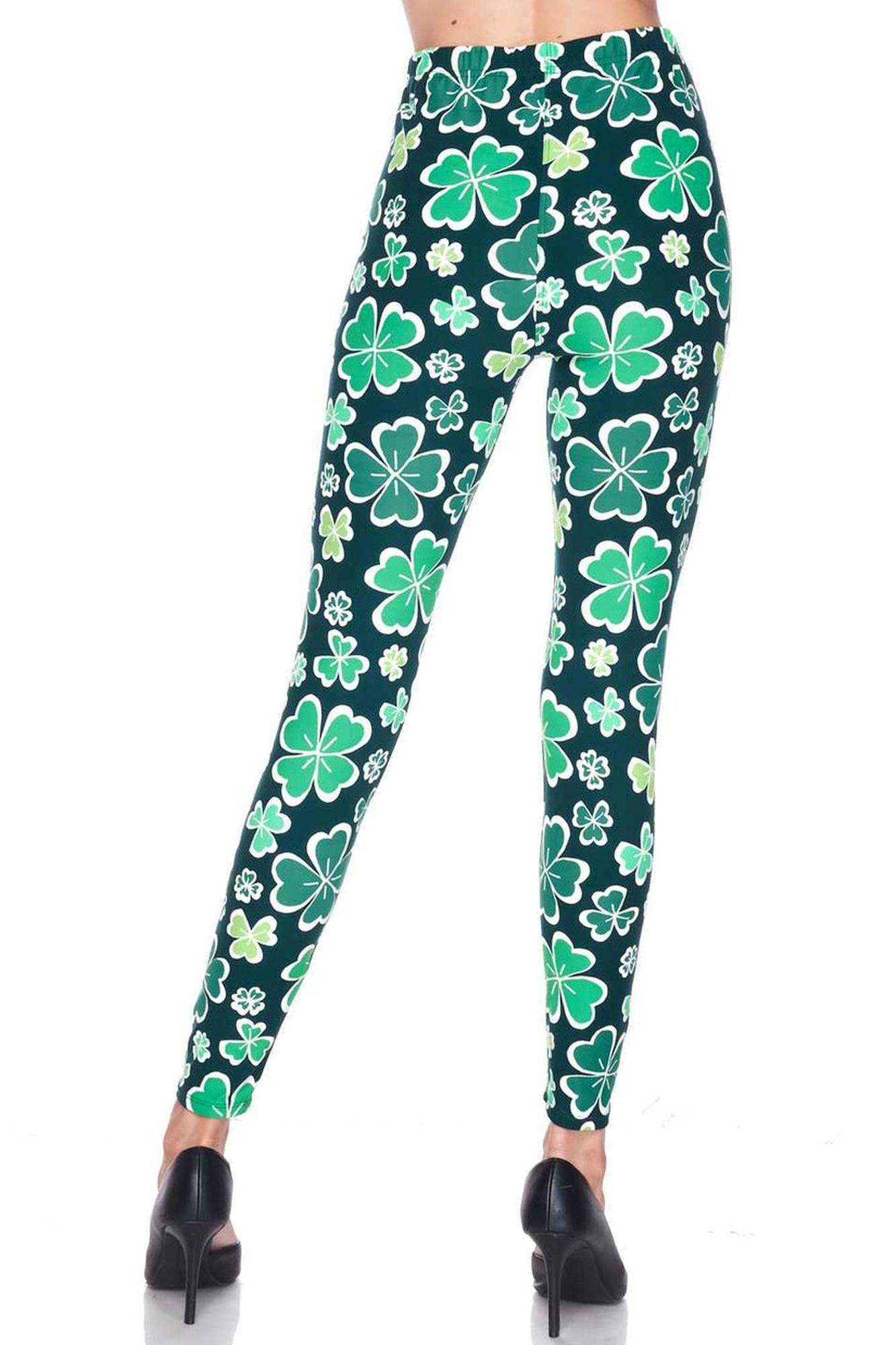 Buttery Smooth Green Irish Clover Leggings (One Size Regular,Green)