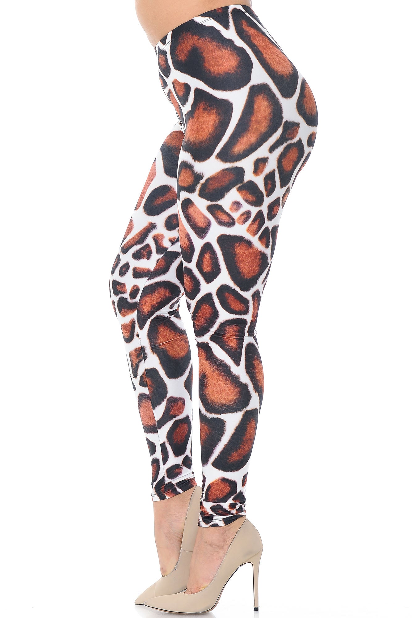 Creamy Soft Giraffe Print Plus Size Leggings | USA Fashion (One Size Plus,Brown)