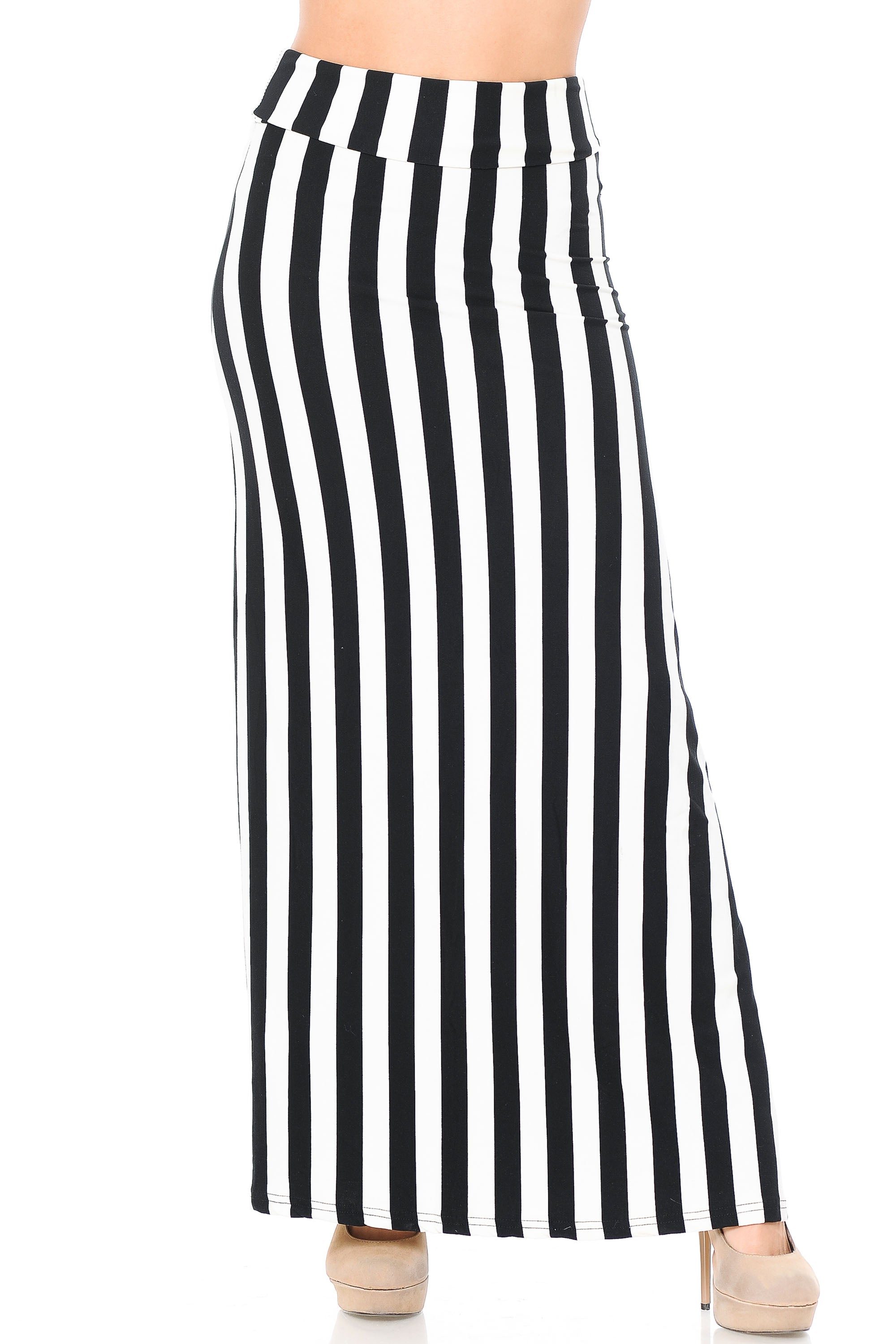 Buttery Soft Black and White Wide Stripe Maxi Skirt (One Size Regular,Black)