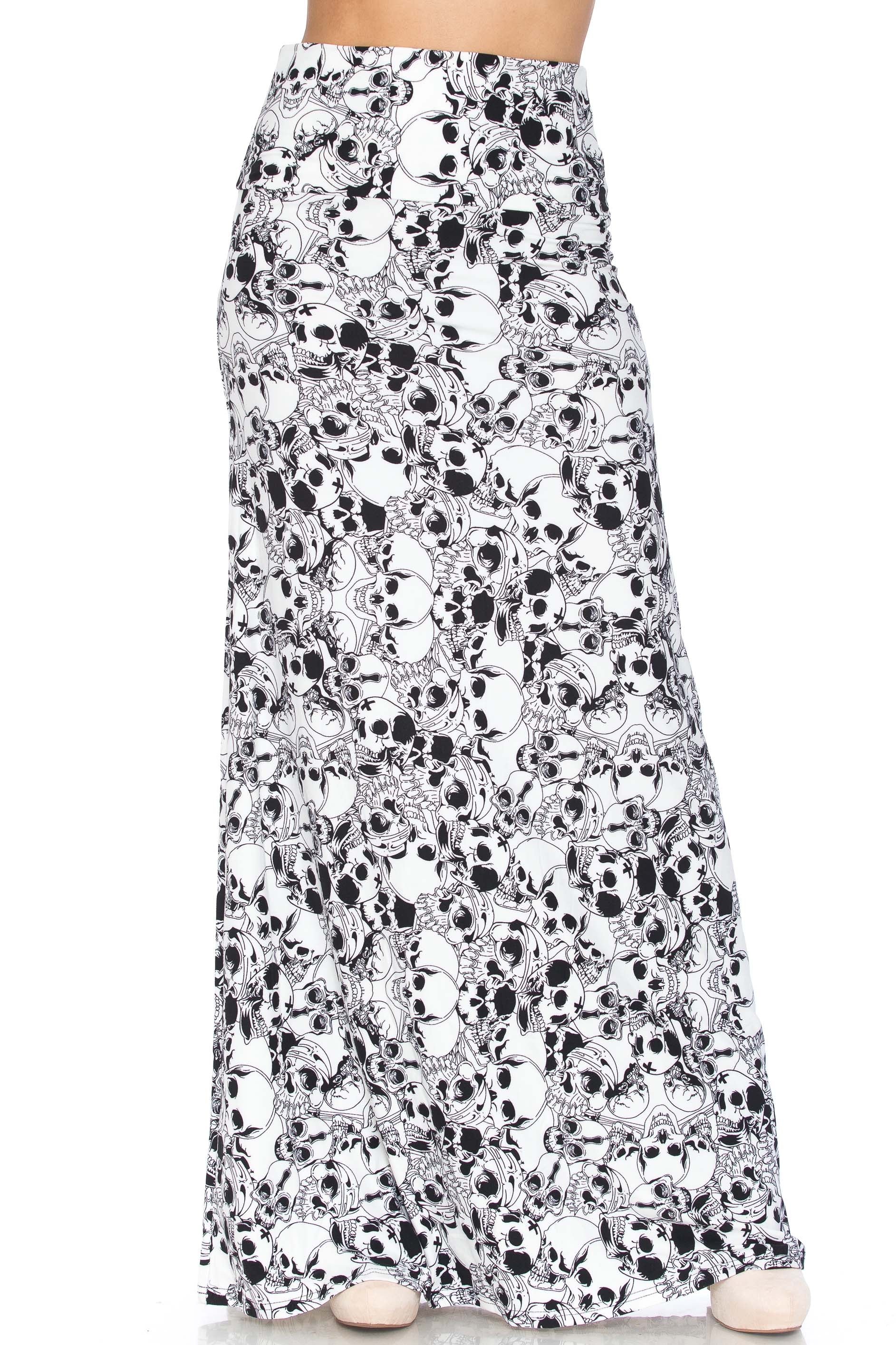 Buttery Soft White Layers of Skulls Maxi Skirt (One Size Regular,White)