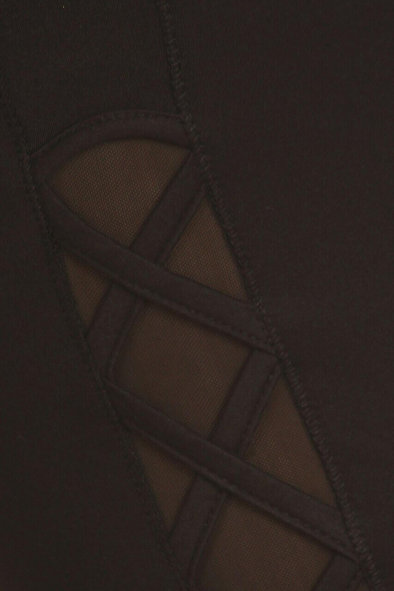 Side Crisscross Mesh Sport Plus Size Leggings