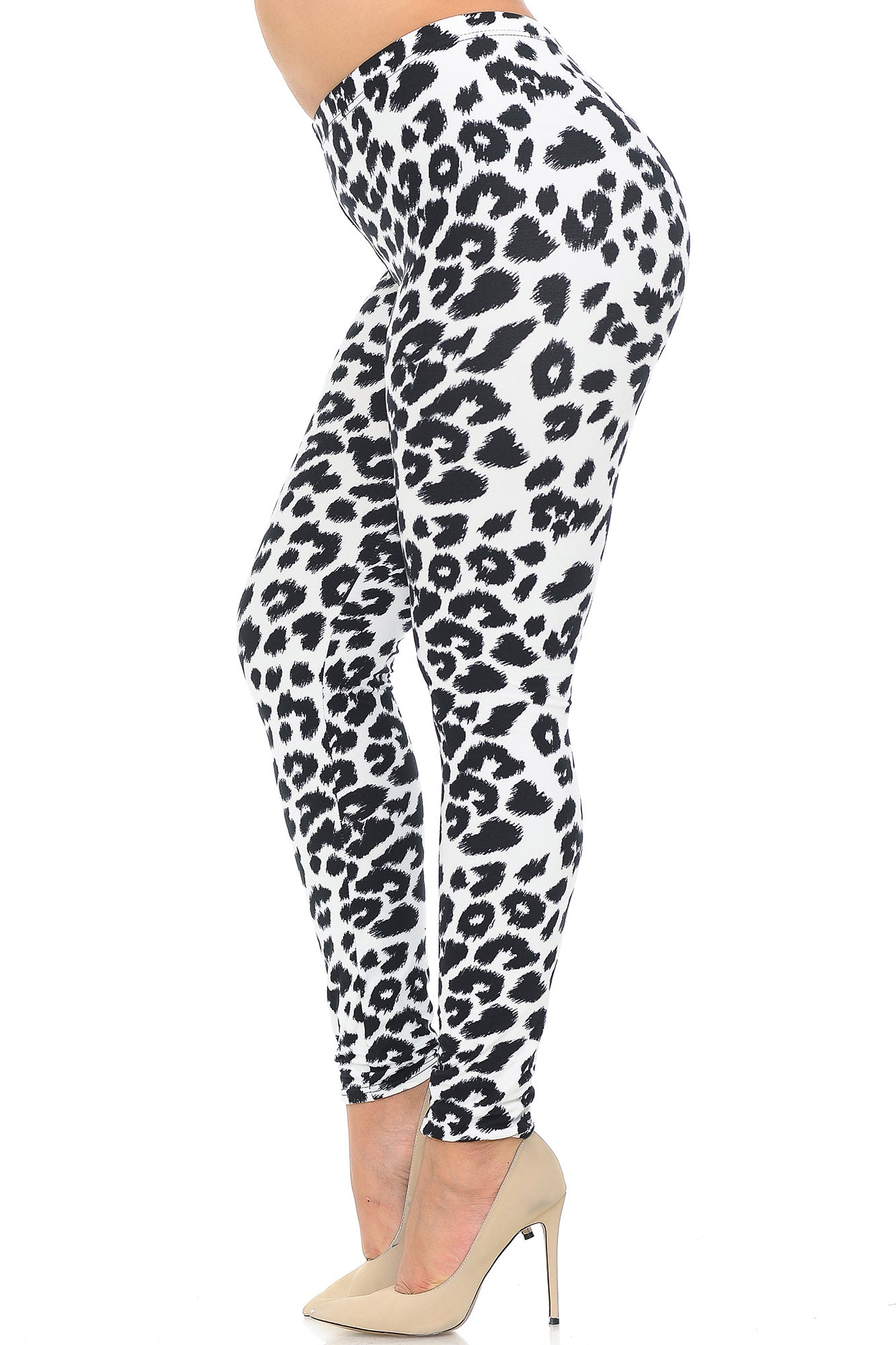 Buttery Soft Ivory Spotted Leopard Plus Size Leggings (One Size Plus,White)