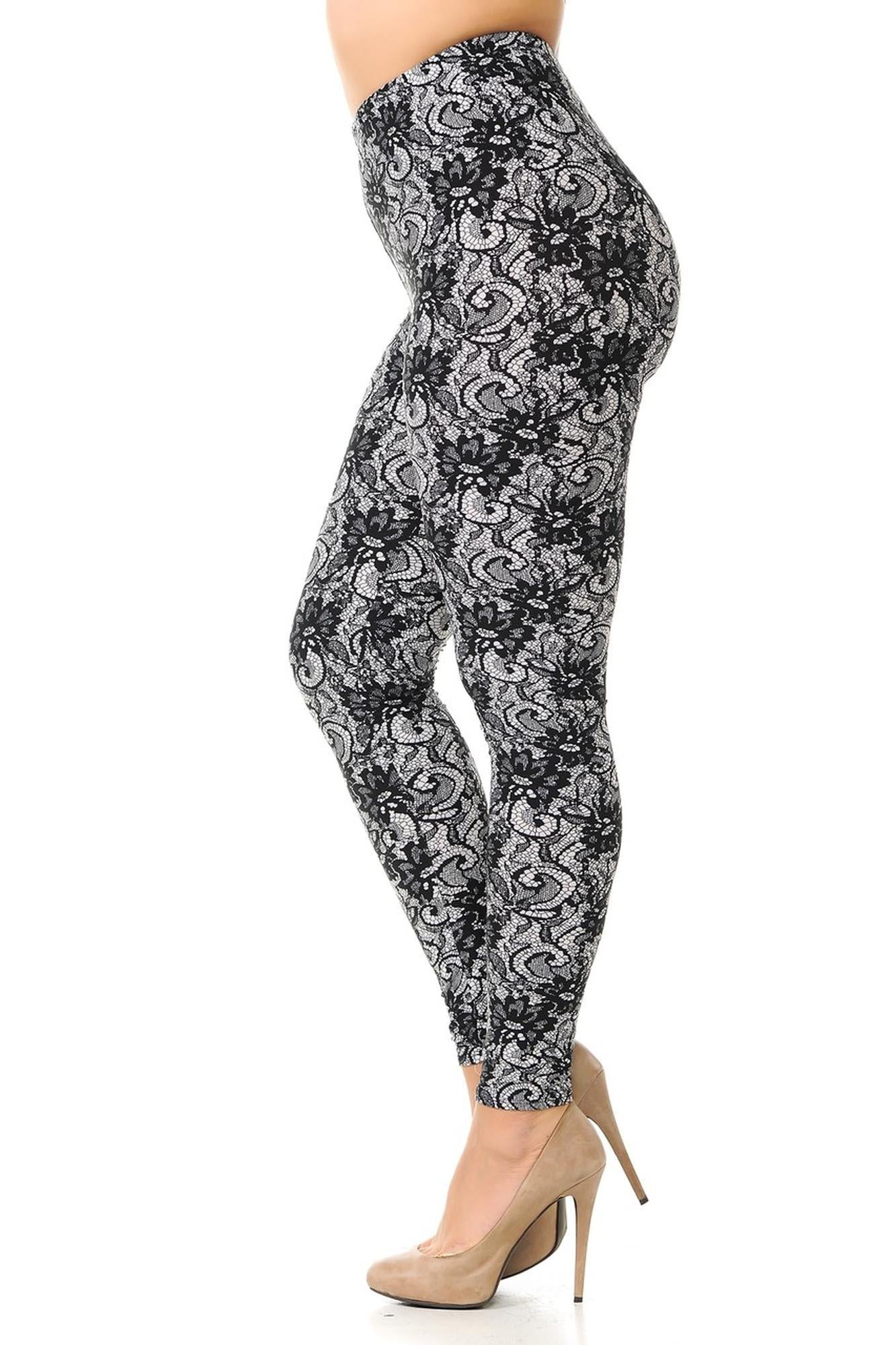 Buttery Soft Sassy Lace Print Plus Size Leggings (One Size Plus,Charcoal)