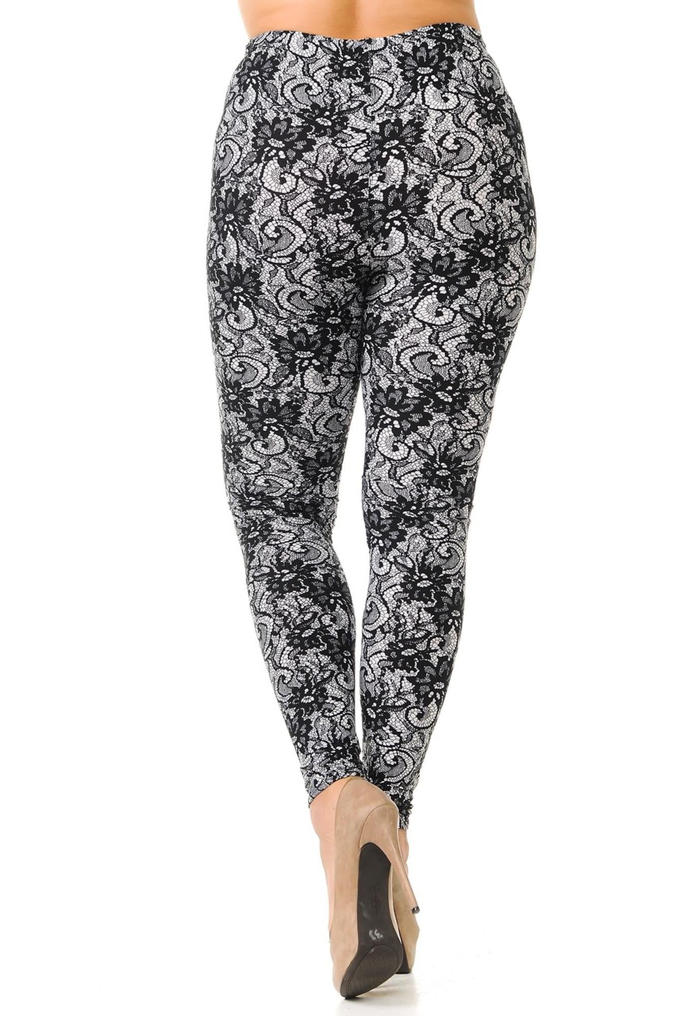 Buttery Soft Sassy Lace Print Plus Size Leggings (One Size Plus,Charcoal)