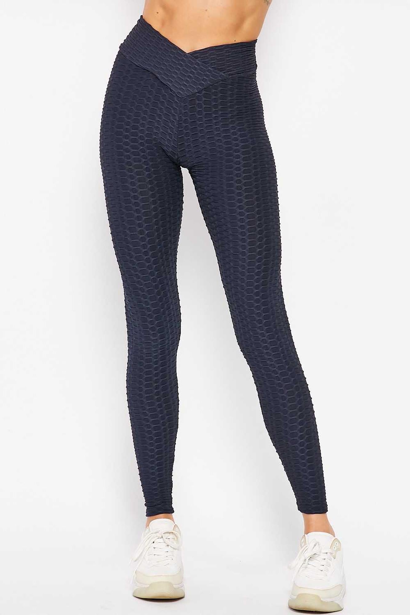Scrunch Butt Textured V-Waist High Waisted Plus Size Leggings with Pockets