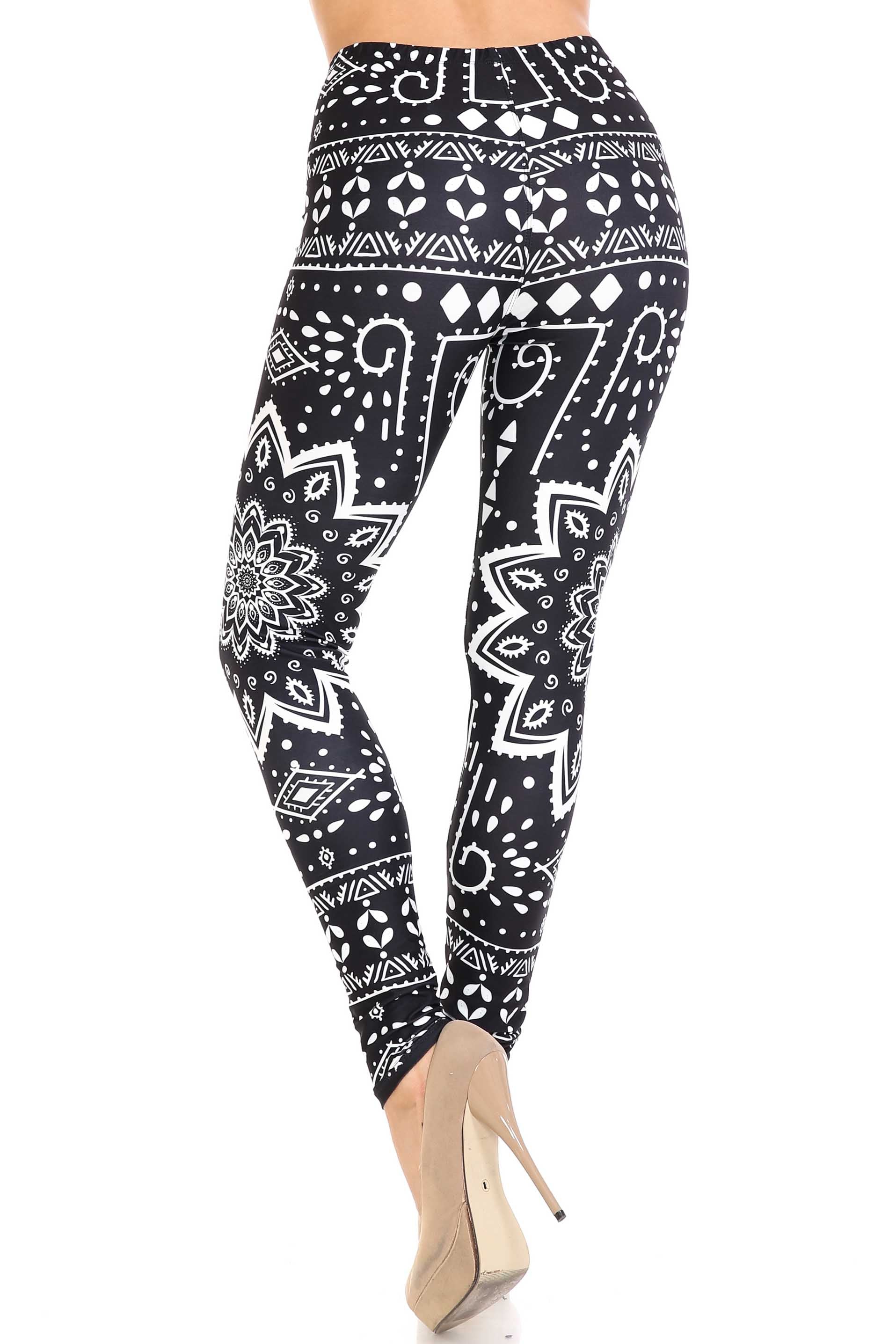 Creamy Soft Black Tribal Mandala Plus Size Leggings - By USA Fashion (One Size Plus,Black)