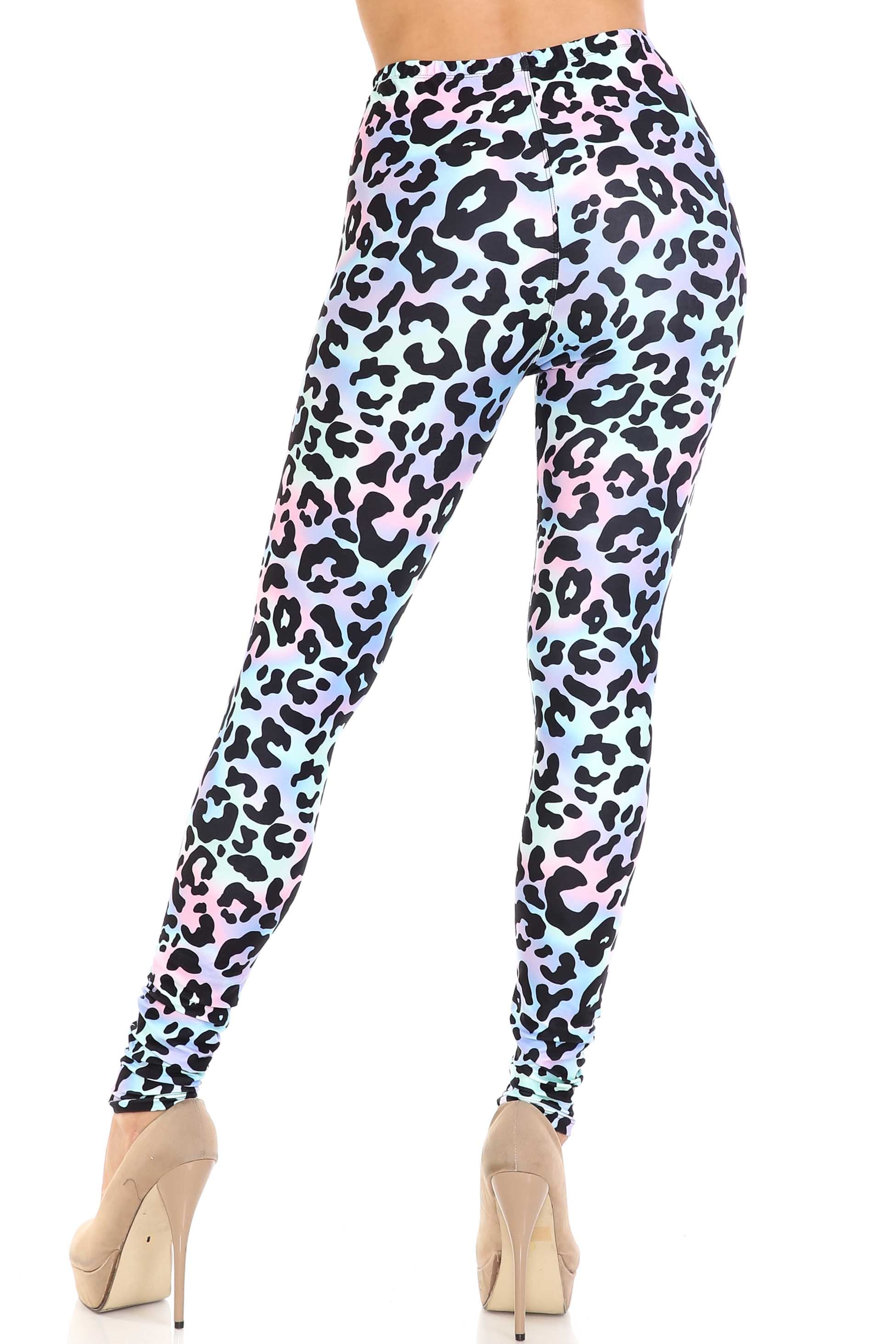 Creamy Soft Chromatic Leopard Plus Size Leggings - By USA Fashion (One Size Plus,Blue)