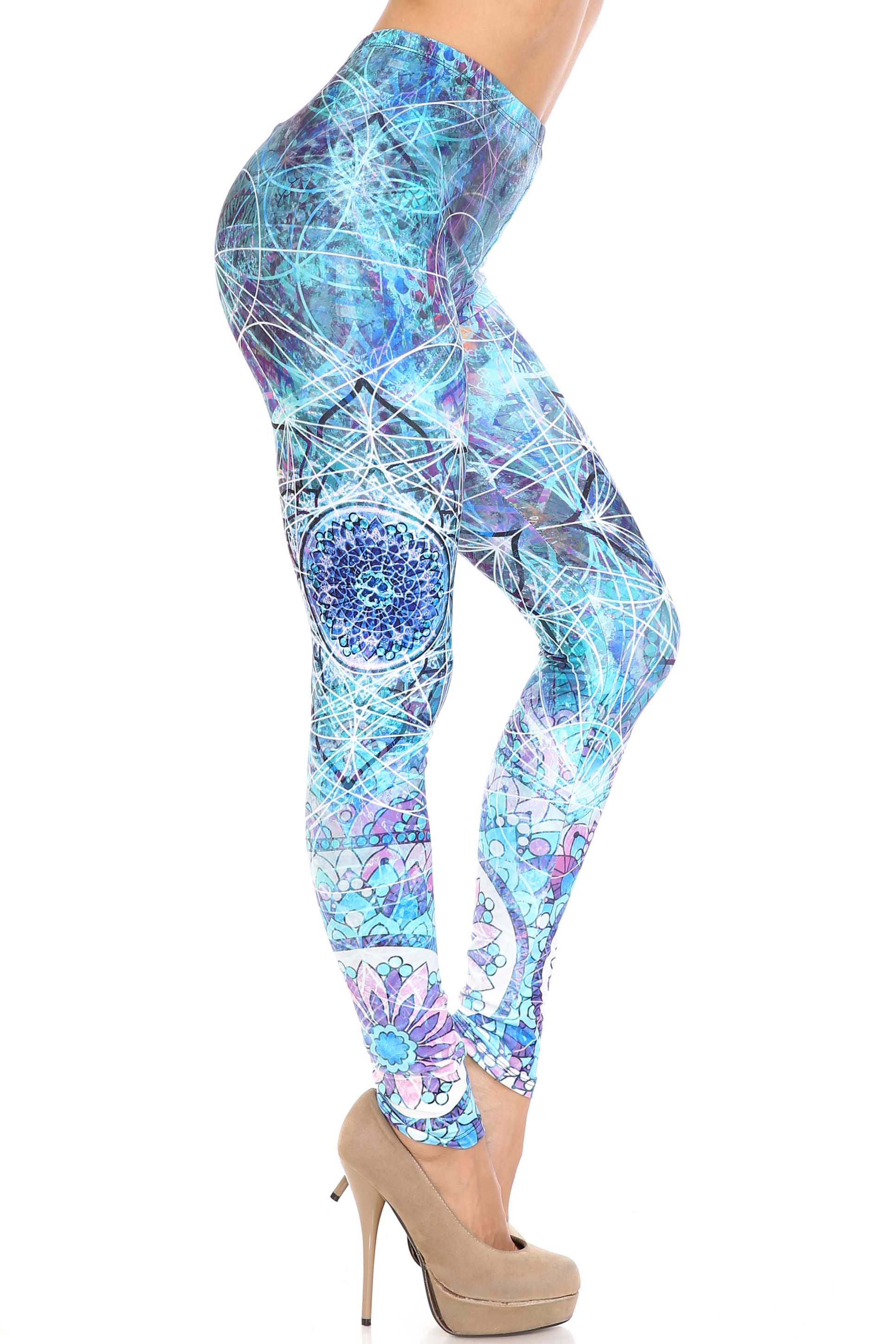 Creamy Soft Cyan Mandala Plus Size Leggings - USA Fashion (One Size Plus,Blue)