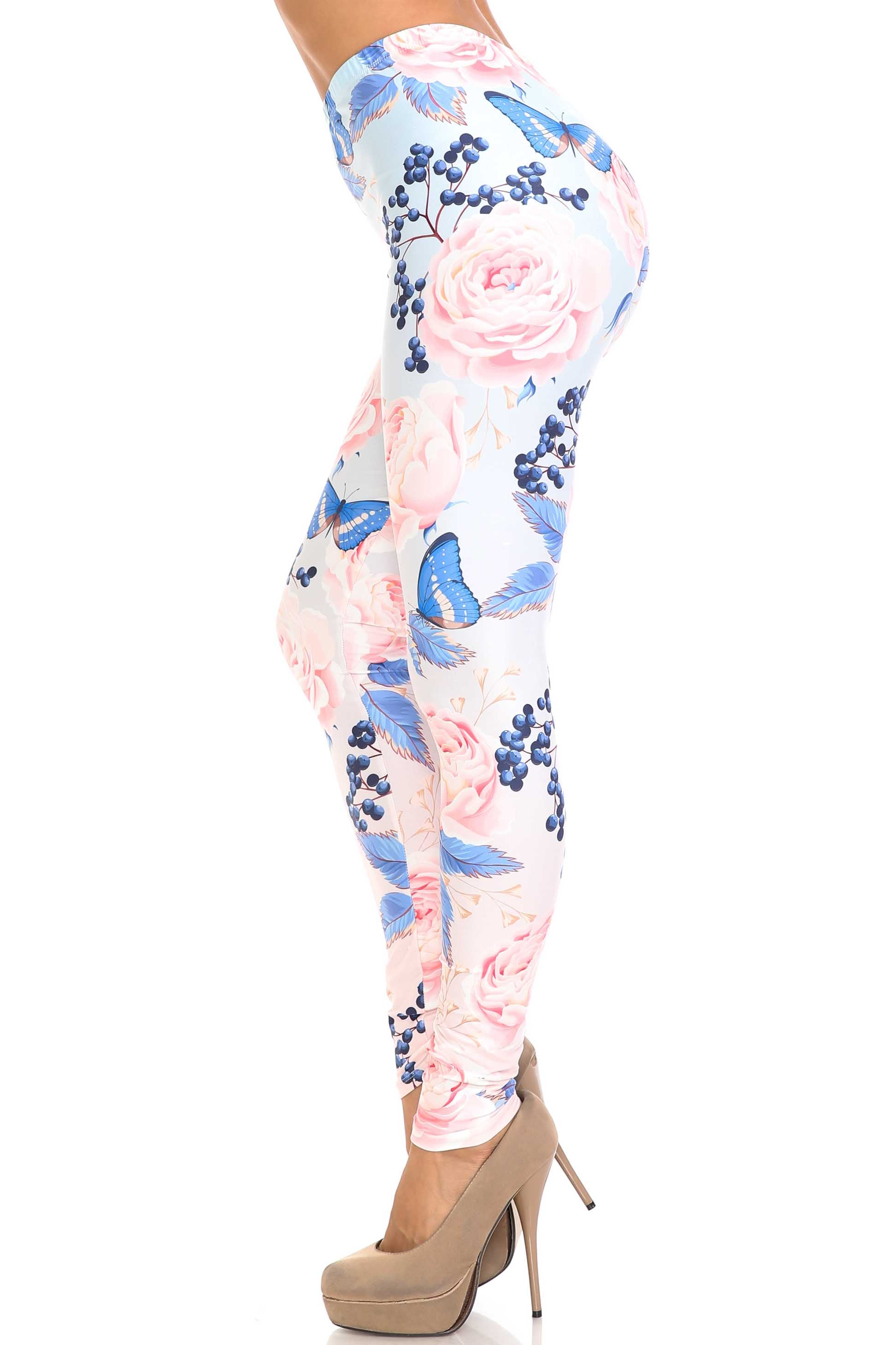 Creamy Soft Butterflies and Jumbo Pink Roses Plus Size Leggings - USA Fashion (One Size Plus,Pink)