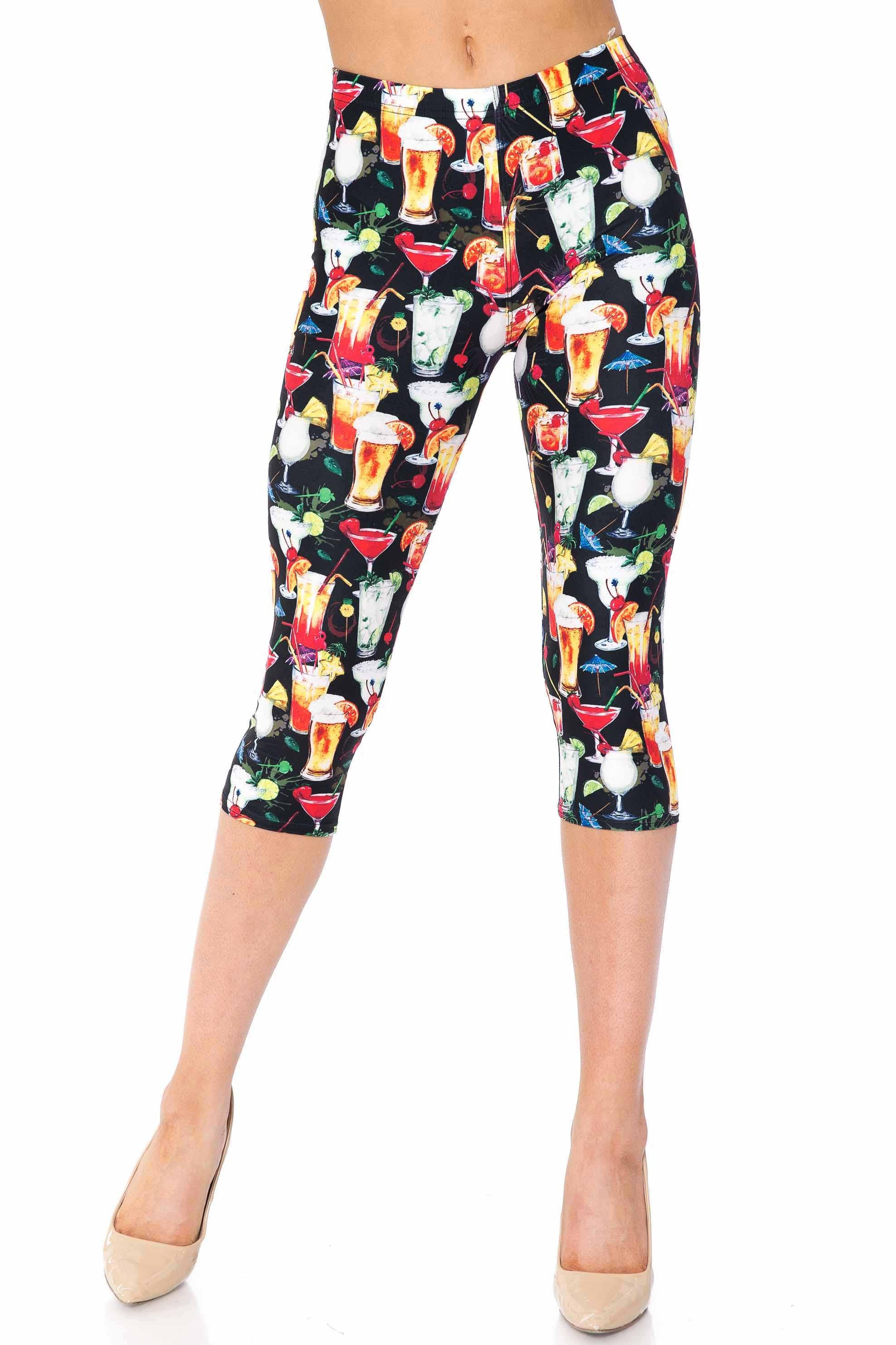 Creamy Soft Tropical Cocktails Capris - USA Fashion (One Size Regular,Black)