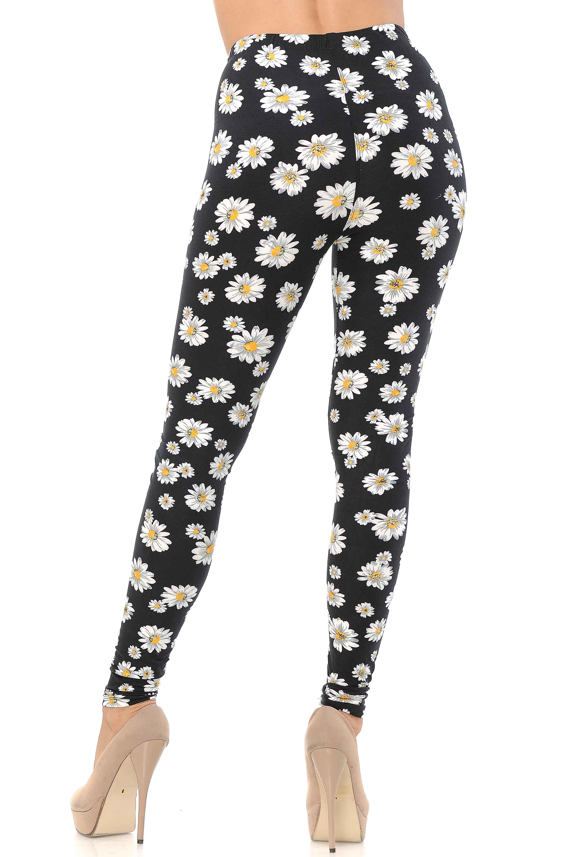 Buttery Soft Daisy Leggings (One Size Regular,Black)