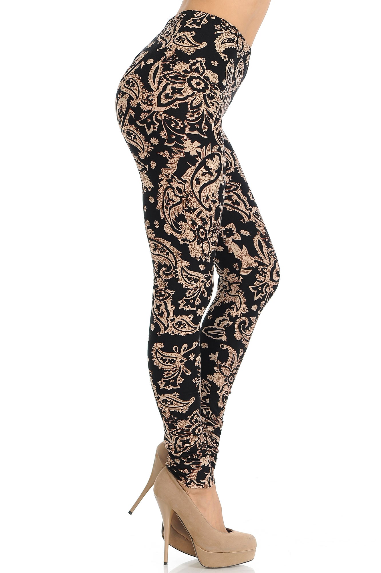 Buttery Soft Sand Pepper Paisley Plus Size Leggings (One Size Plus,Beige)