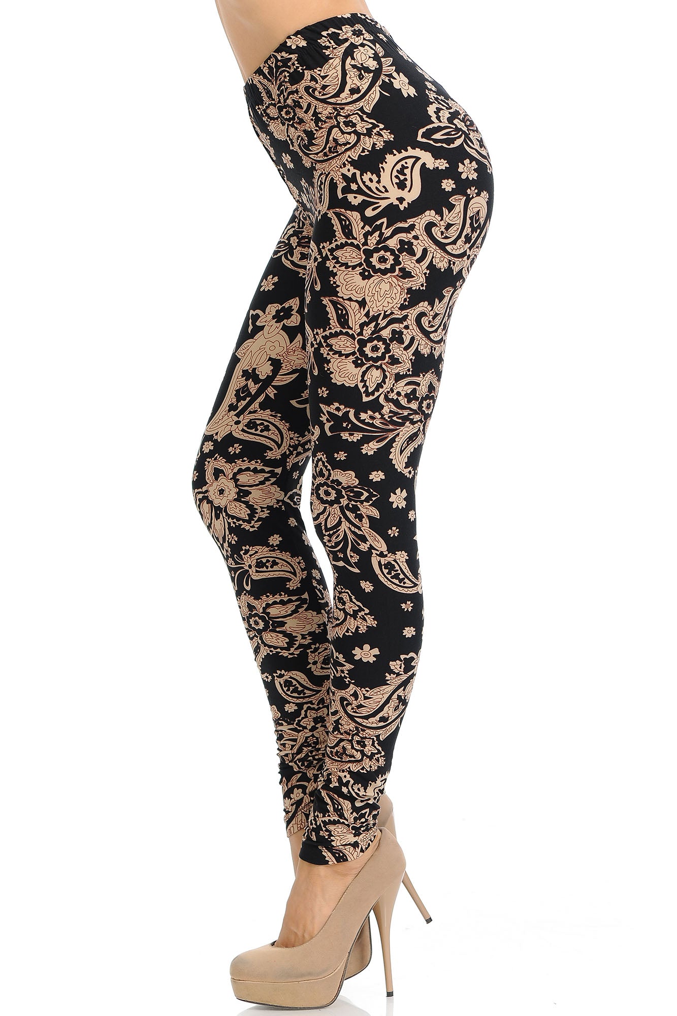 Buttery Soft Sand Pepper Paisley Plus Size Leggings (One Size Plus,Beige)