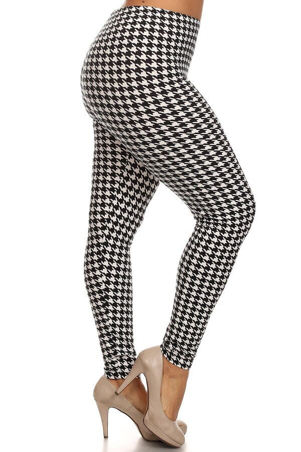 Buttery Soft Black and White Houndstooth Extra Plus Size Leggings - 3X-5X (XPlus One Size,Black)