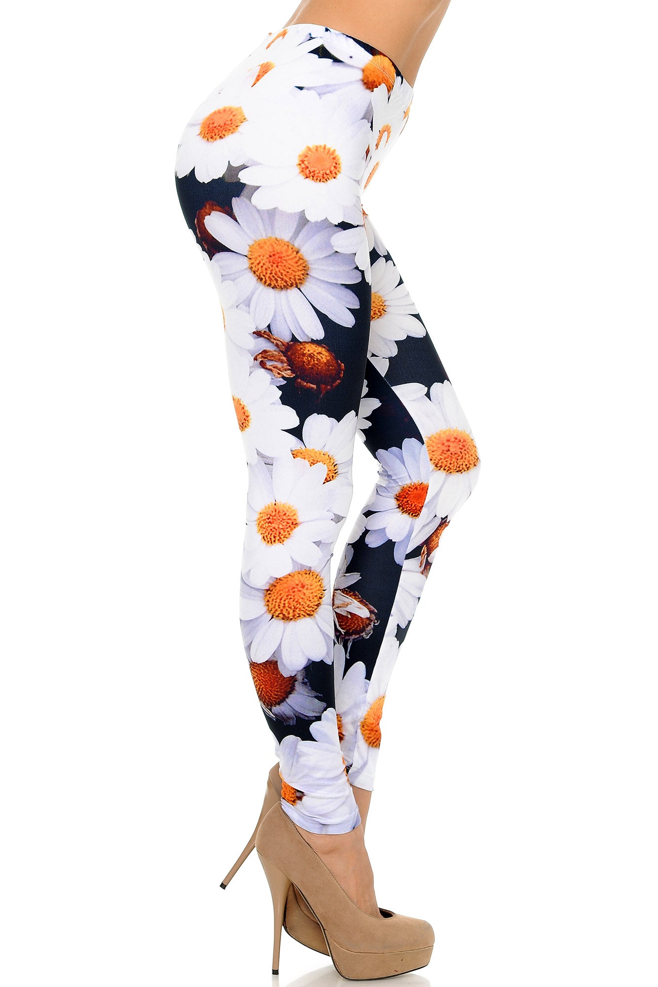 Creamy Soft Daisy Bunch Extra Plus Size Leggings - 3X-5X - USA Fashion (XPlus One Size,White)