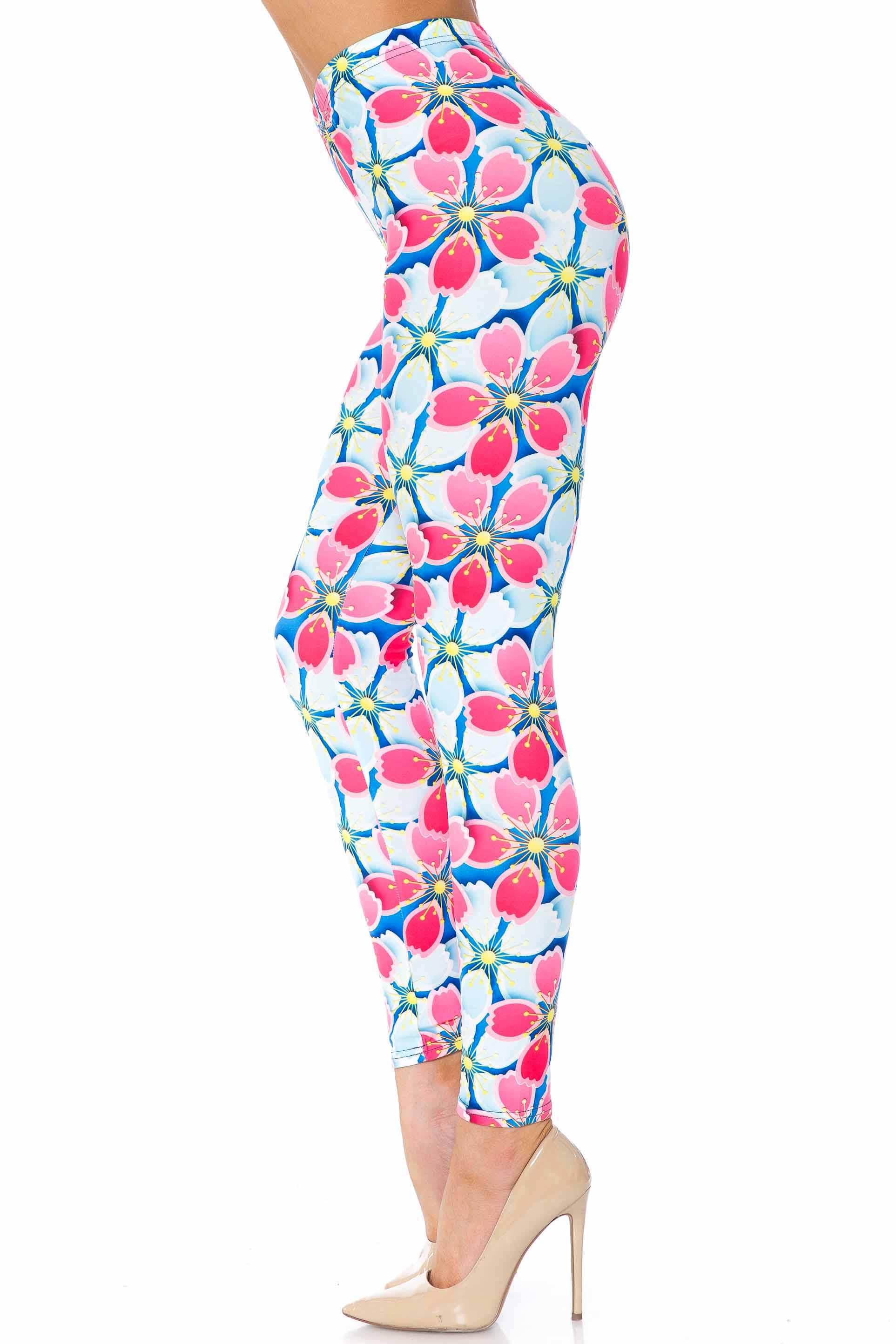 Creamy Soft Pink and Blue Sunshine Floral Extra Plus Size Leggings - 3X-5X - USA Fashion (Pink,XPlus One Size)