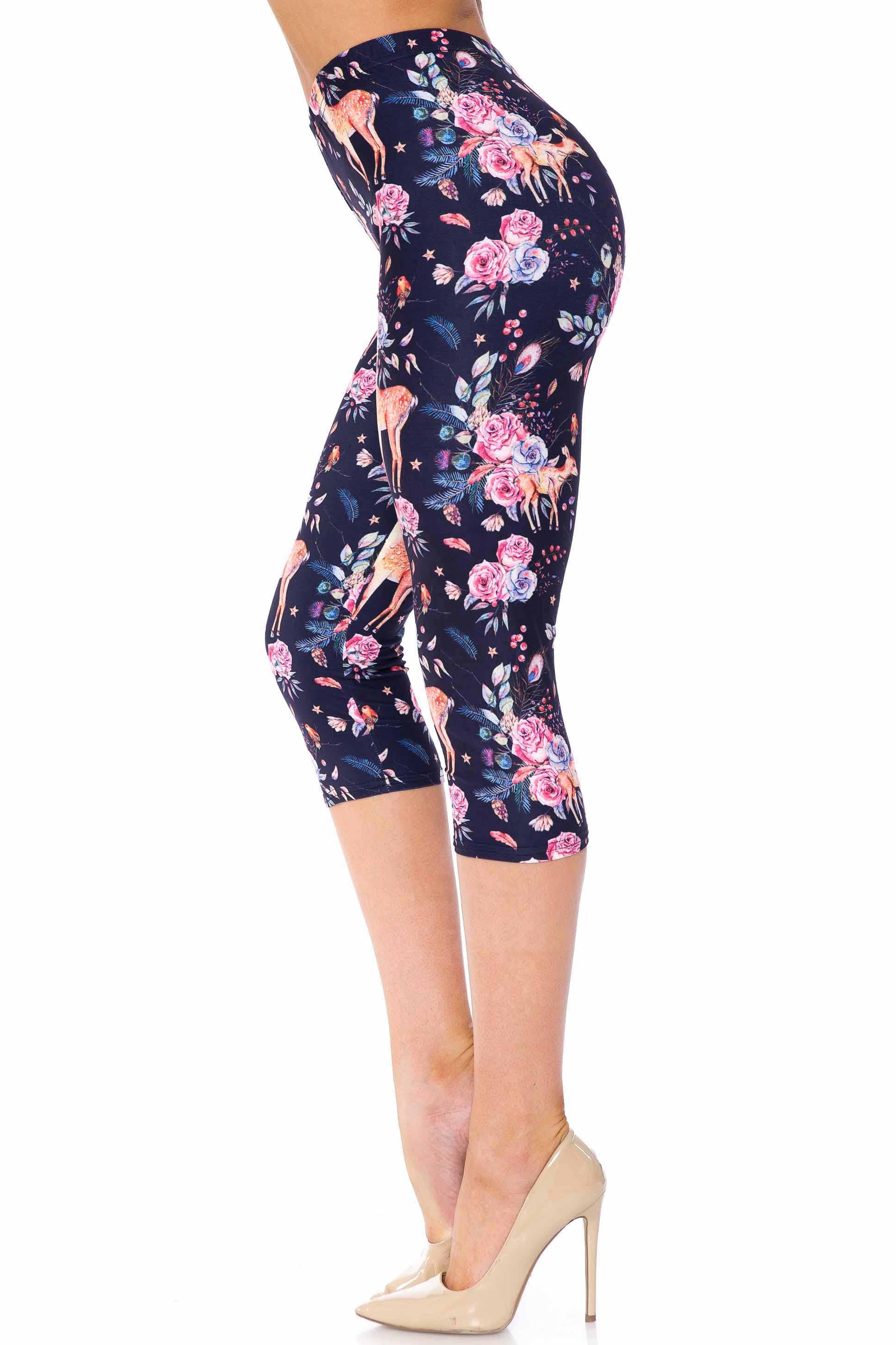 Creamy Soft Woodland Floral Fawn Extra Plus Size Capris - 3X-5X - USA Fashion (XPlus One Size,Black)