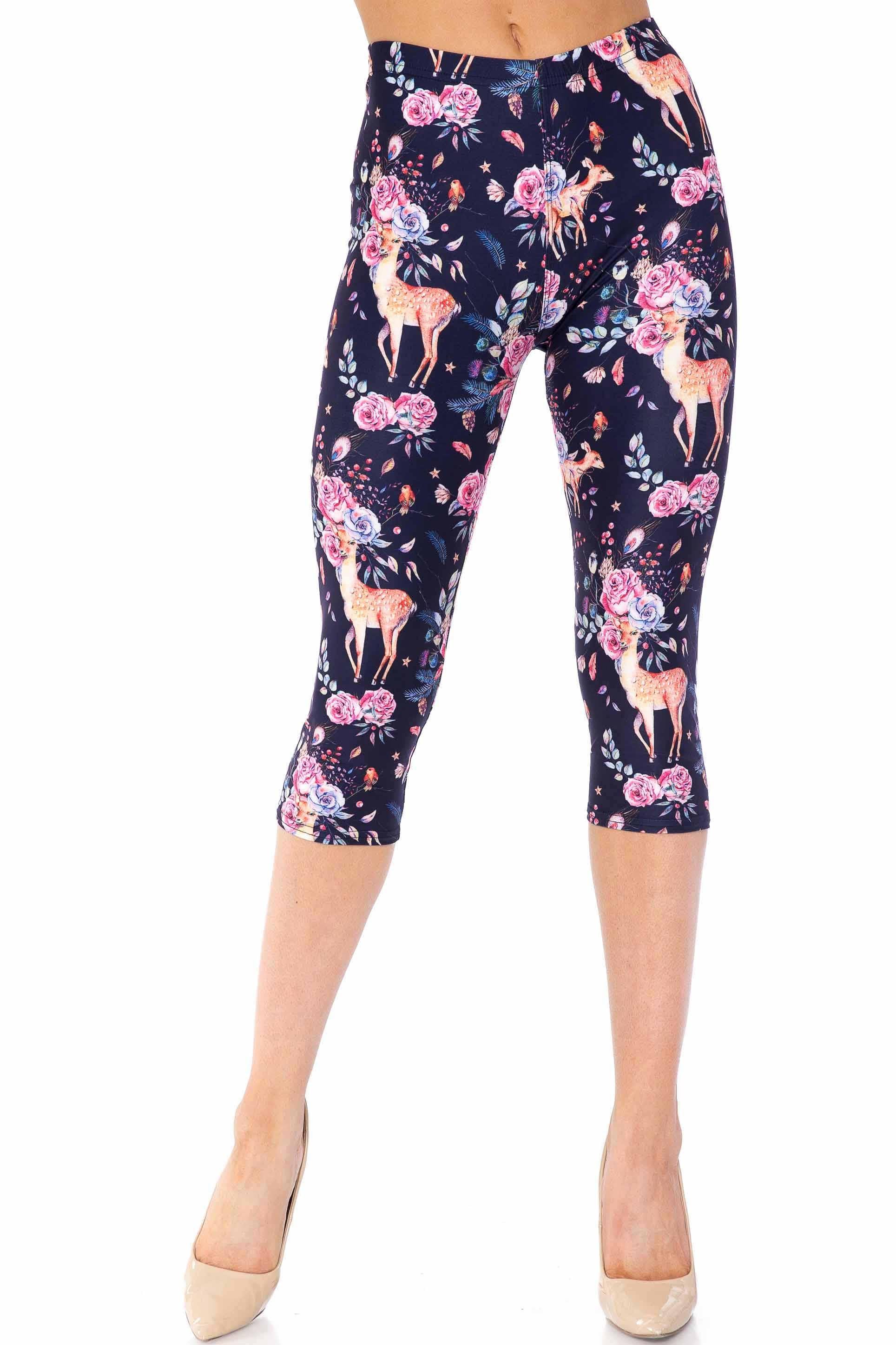 Creamy Soft Woodland Floral Fawn Extra Plus Size Capris - 3X-5X - USA Fashion (XPlus One Size,Black)