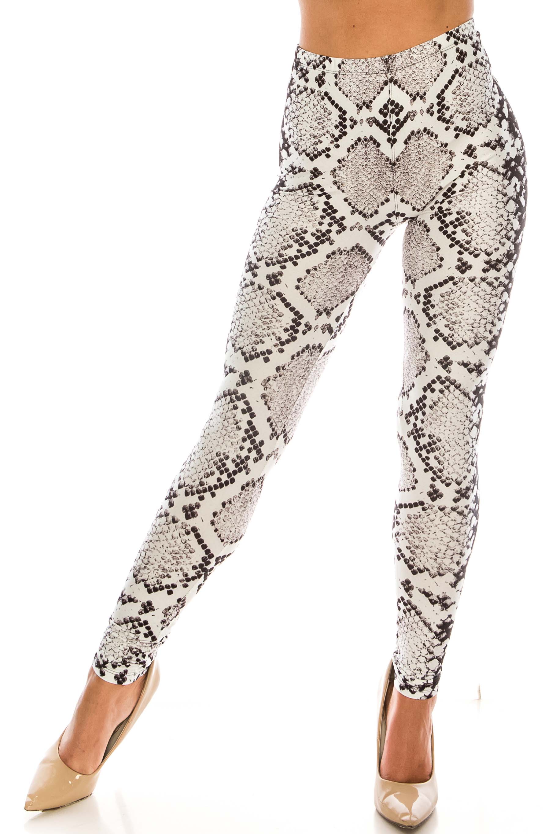 Creamy Soft Ivory Python Extra Plus Size Leggings - 3X-5X - USA Fashion (XPlus One Size,Ivory)