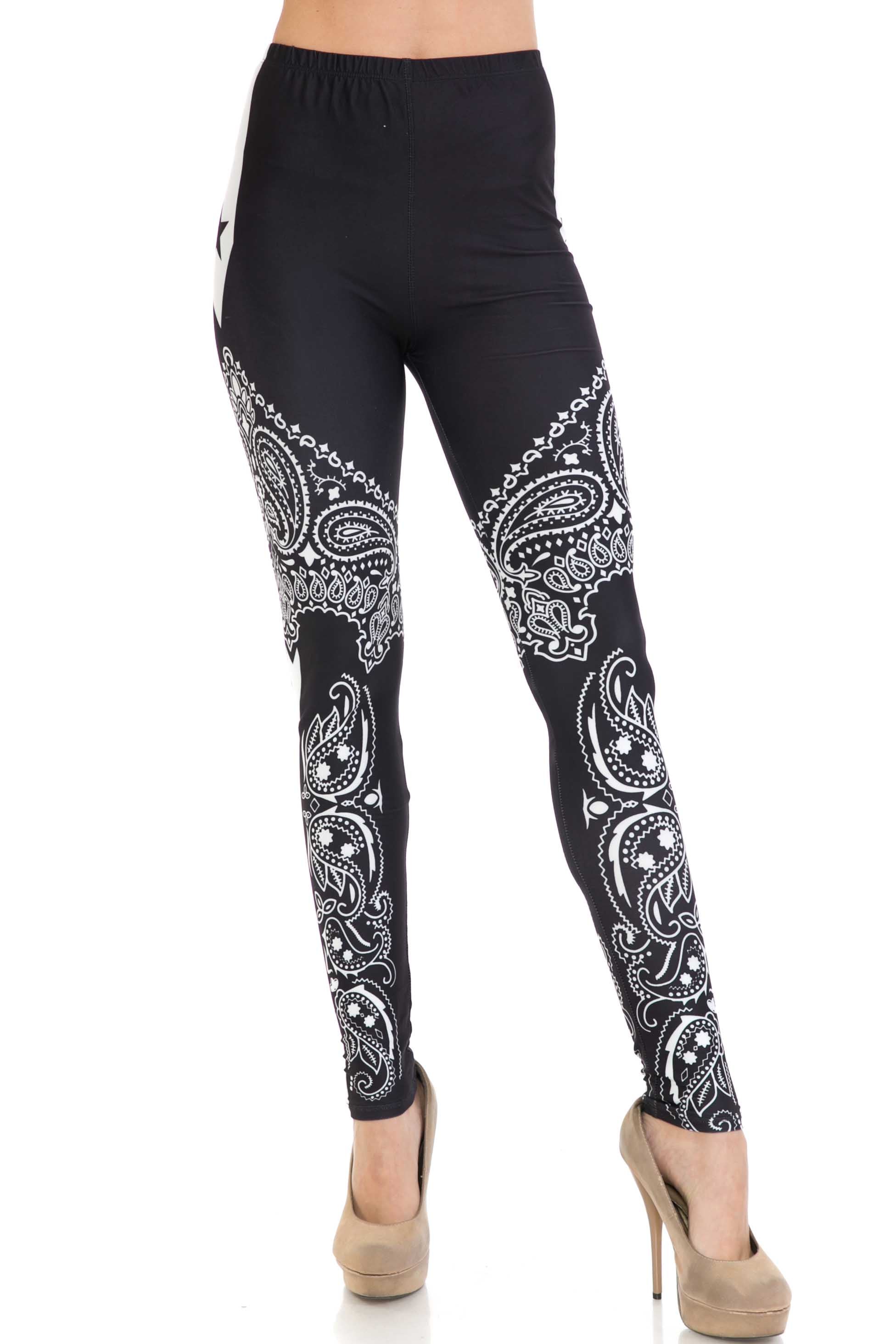 Creamy Soft Bandana Stars Extra Plus Size Leggings - 3X-5X - USA Fashion (XPlus One Size,Black)