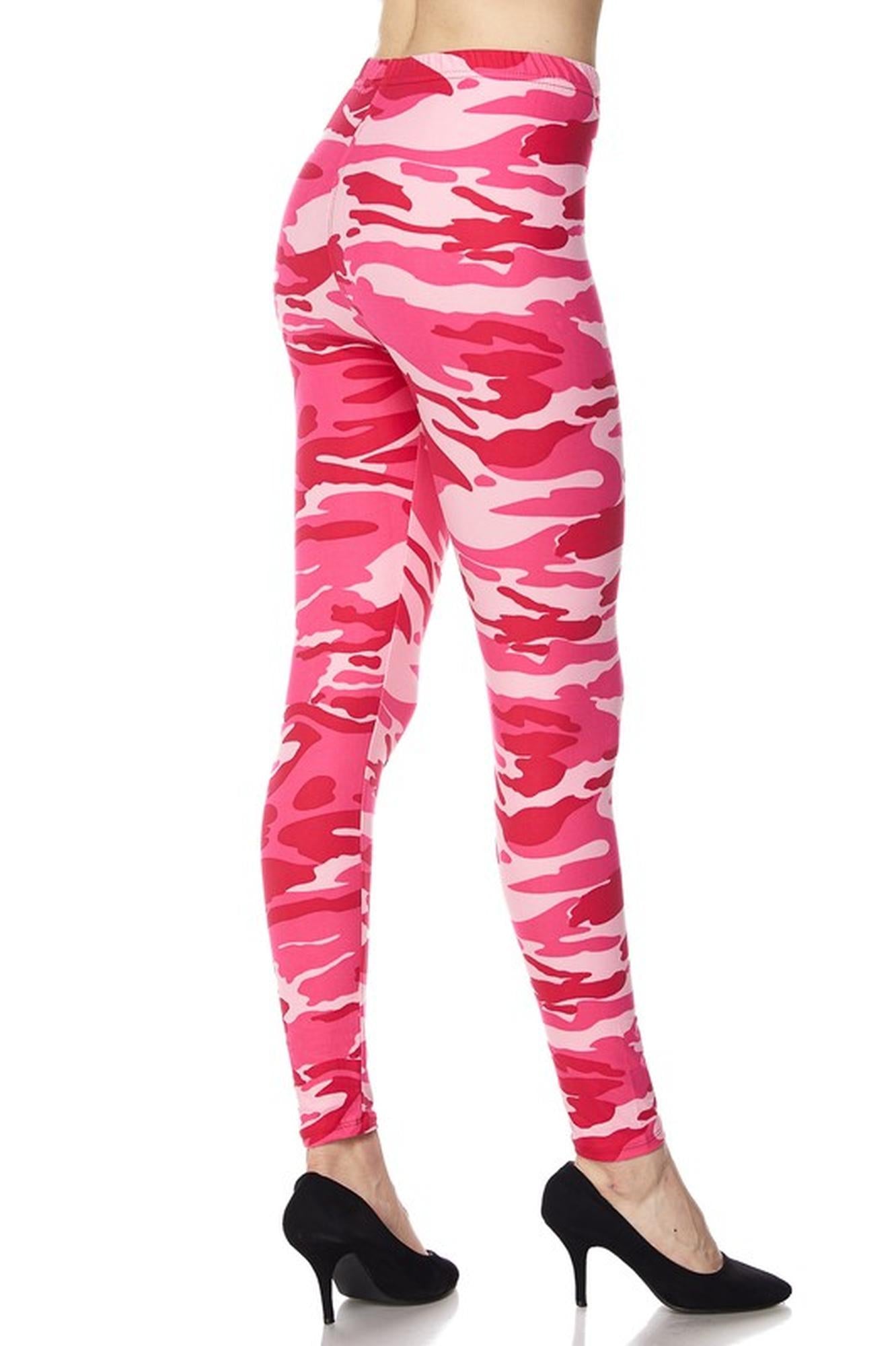 Buttery Soft Plus Size Pink Camouflage Leggings (One Size Plus,Pink)