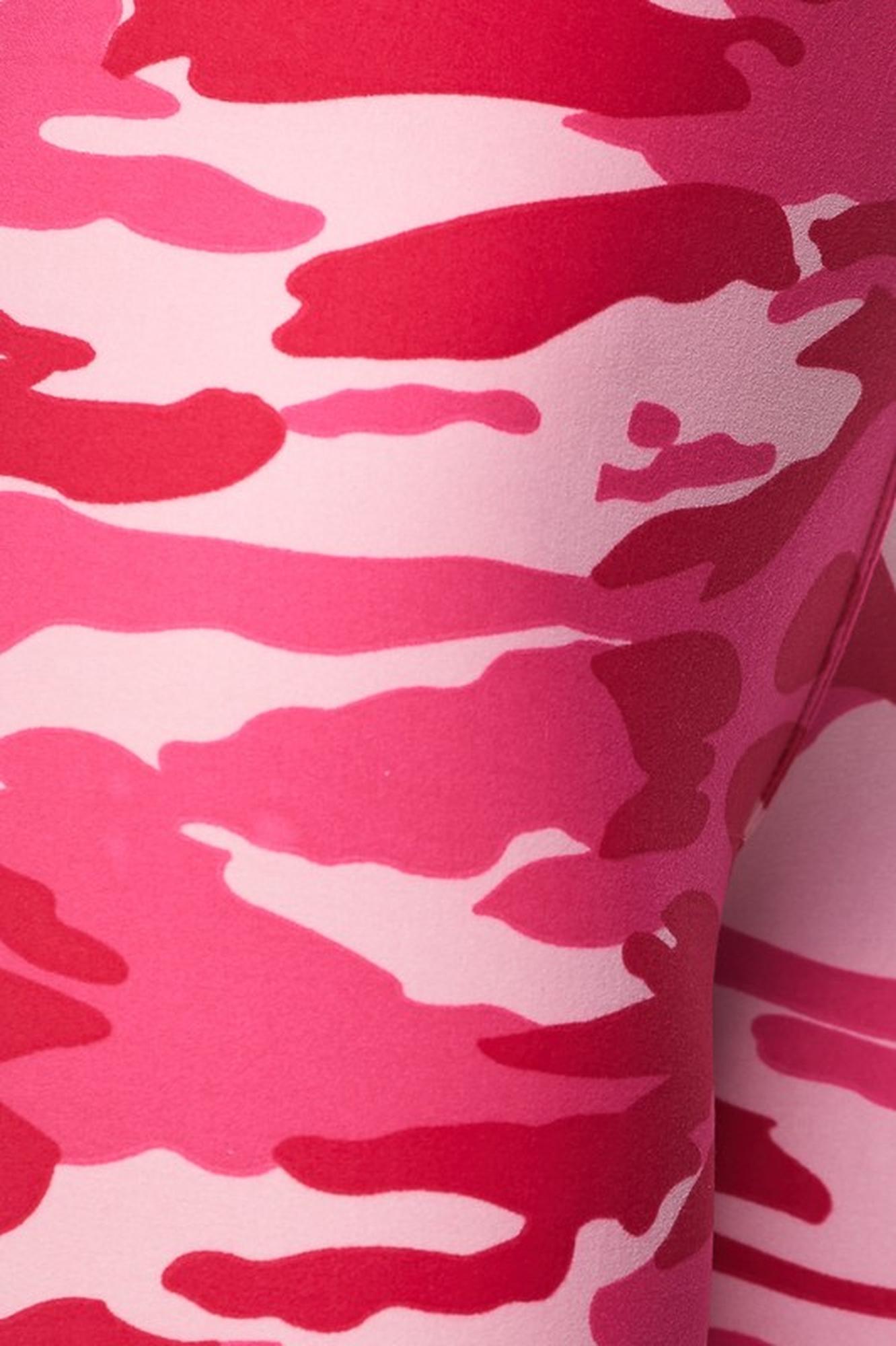 Buttery Soft Plus Size Pink Camouflage Leggings (One Size Plus,Pink)