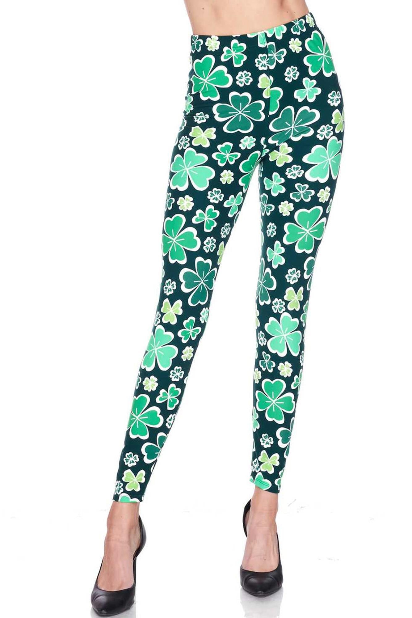 Buttery Smooth Green Irish Clover Leggings (One Size Regular,Green)
