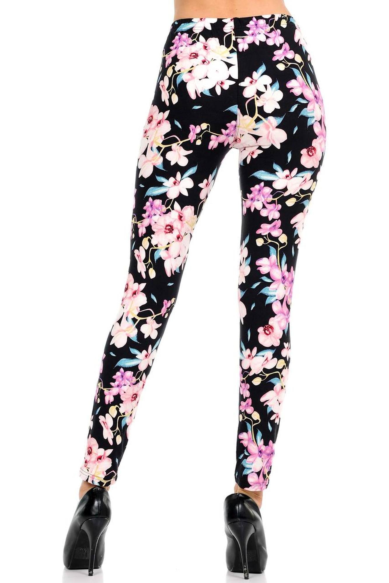 Buttery Smooth Pretty in Pink Floral Leggings (One Size Regular,Pink)