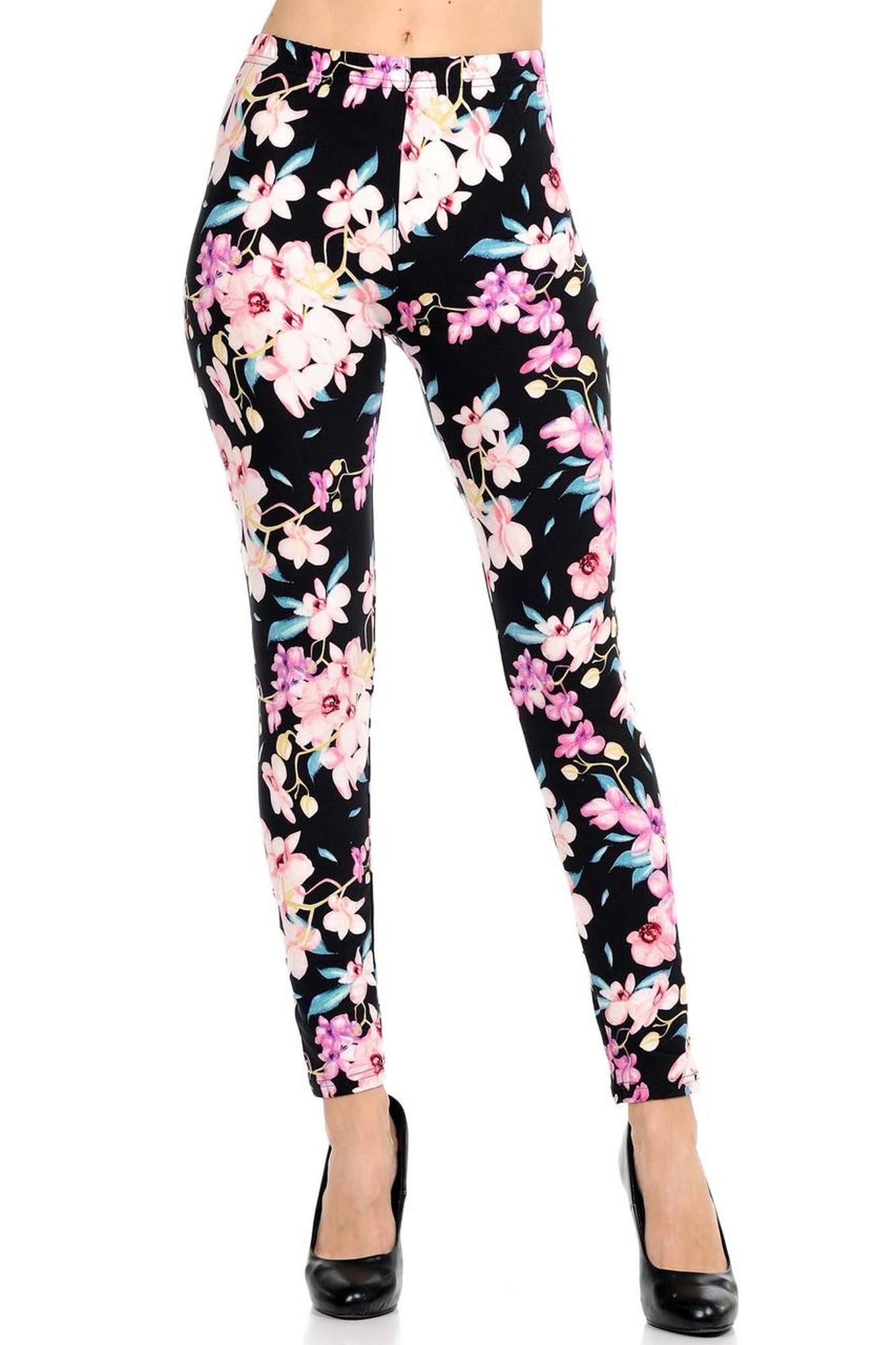 Buttery Smooth Pretty in Pink Floral Leggings (One Size Regular,Pink)