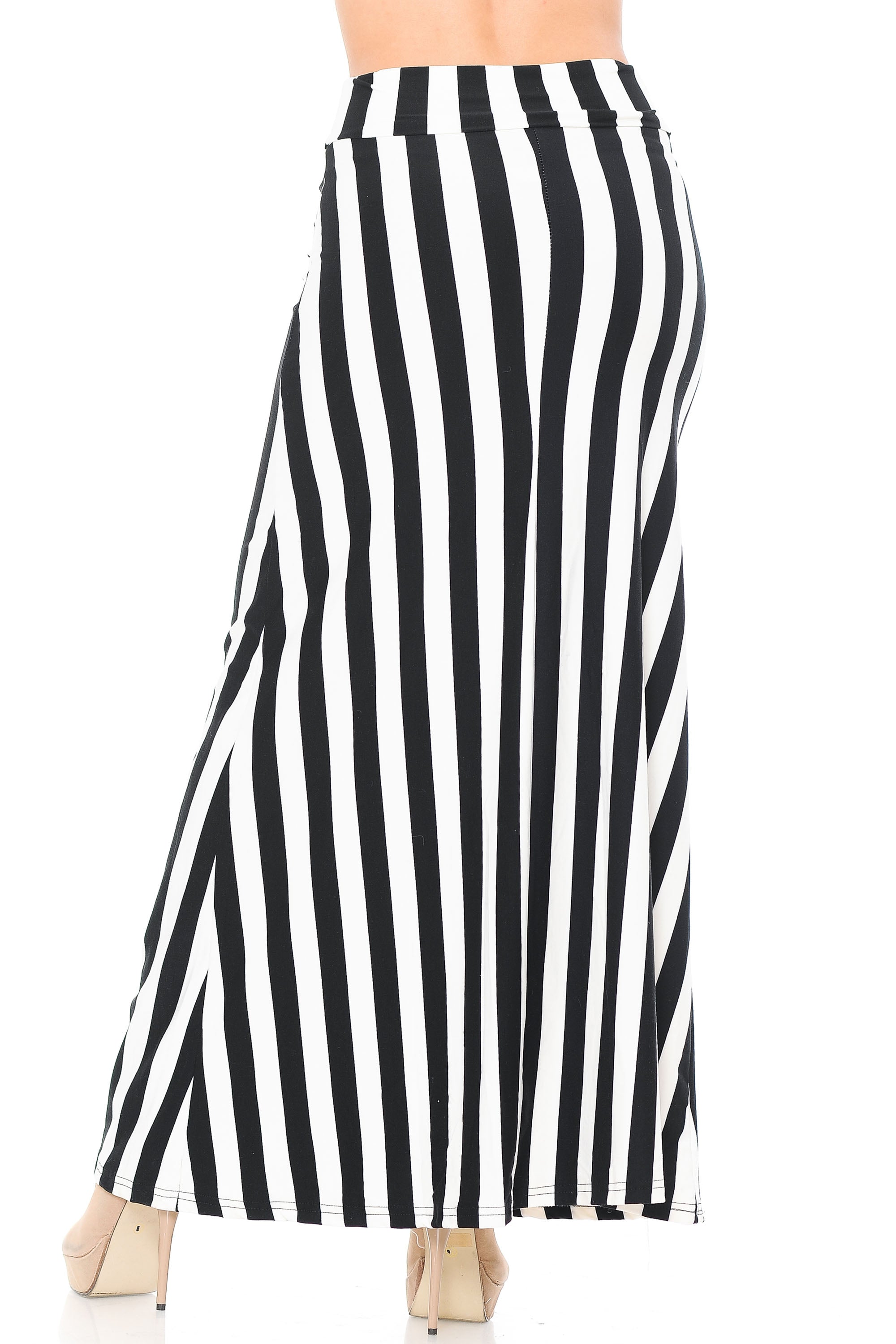 Buttery Soft Black and White Wide Stripe Maxi Skirt (One Size Regular,Black)