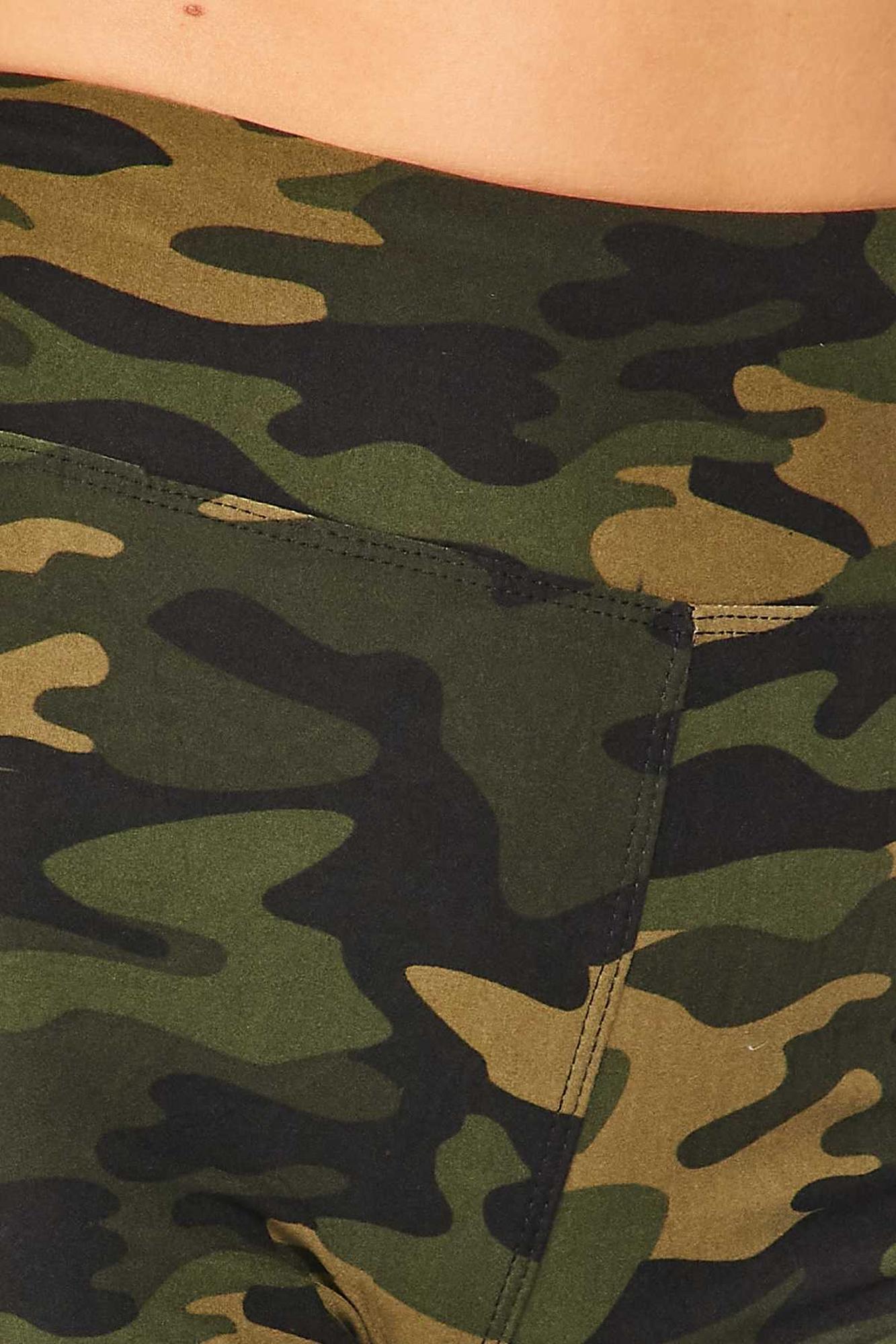 Buttery Soft Olive Green Camouflage High Waist Plus Size Leggings (One Size Plus,Green)