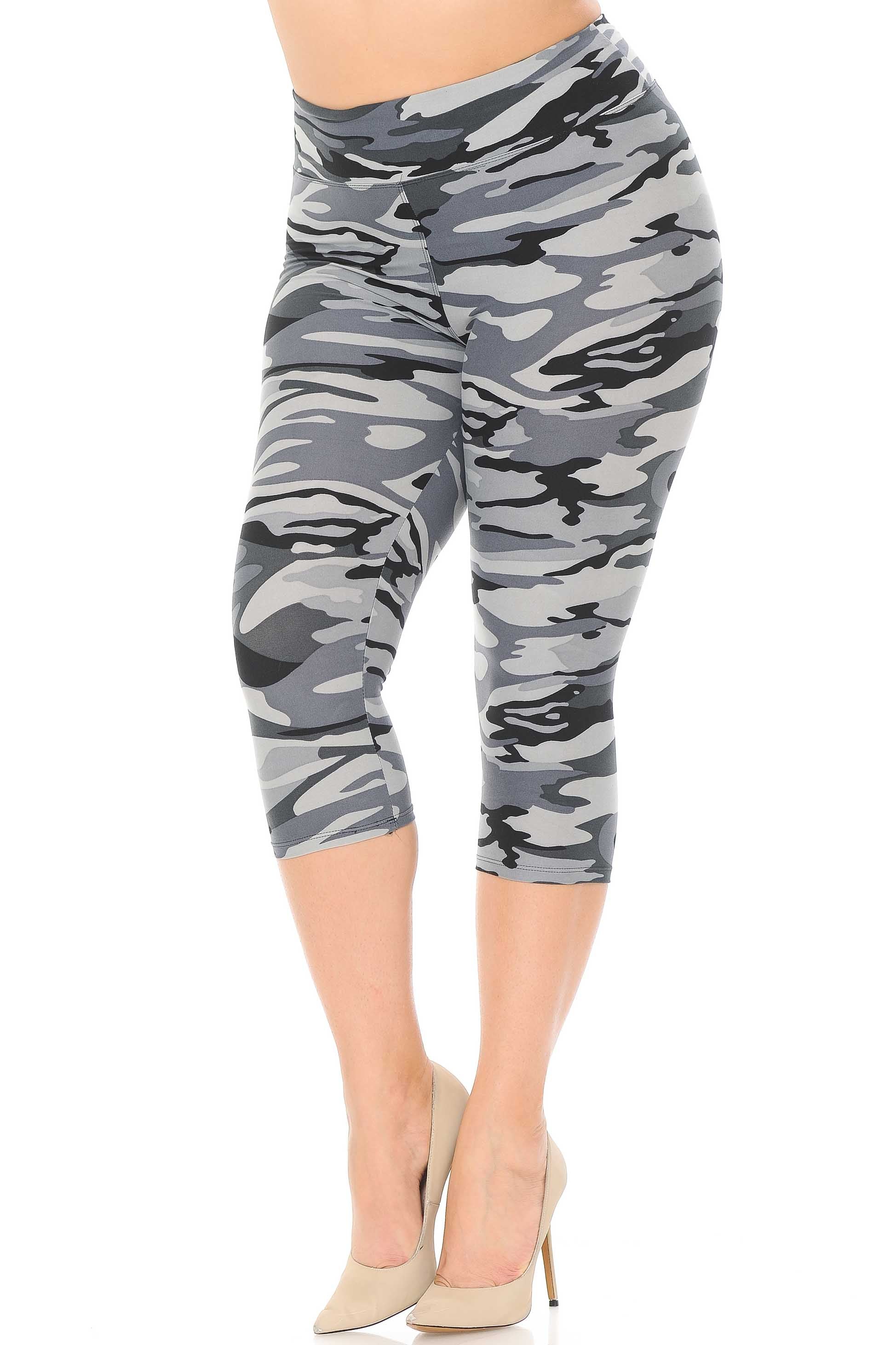 Buttery Soft Charcoal Camouflage High Waist Plus Size Capris - 3 Inch (One Size Plus,Charcoal)