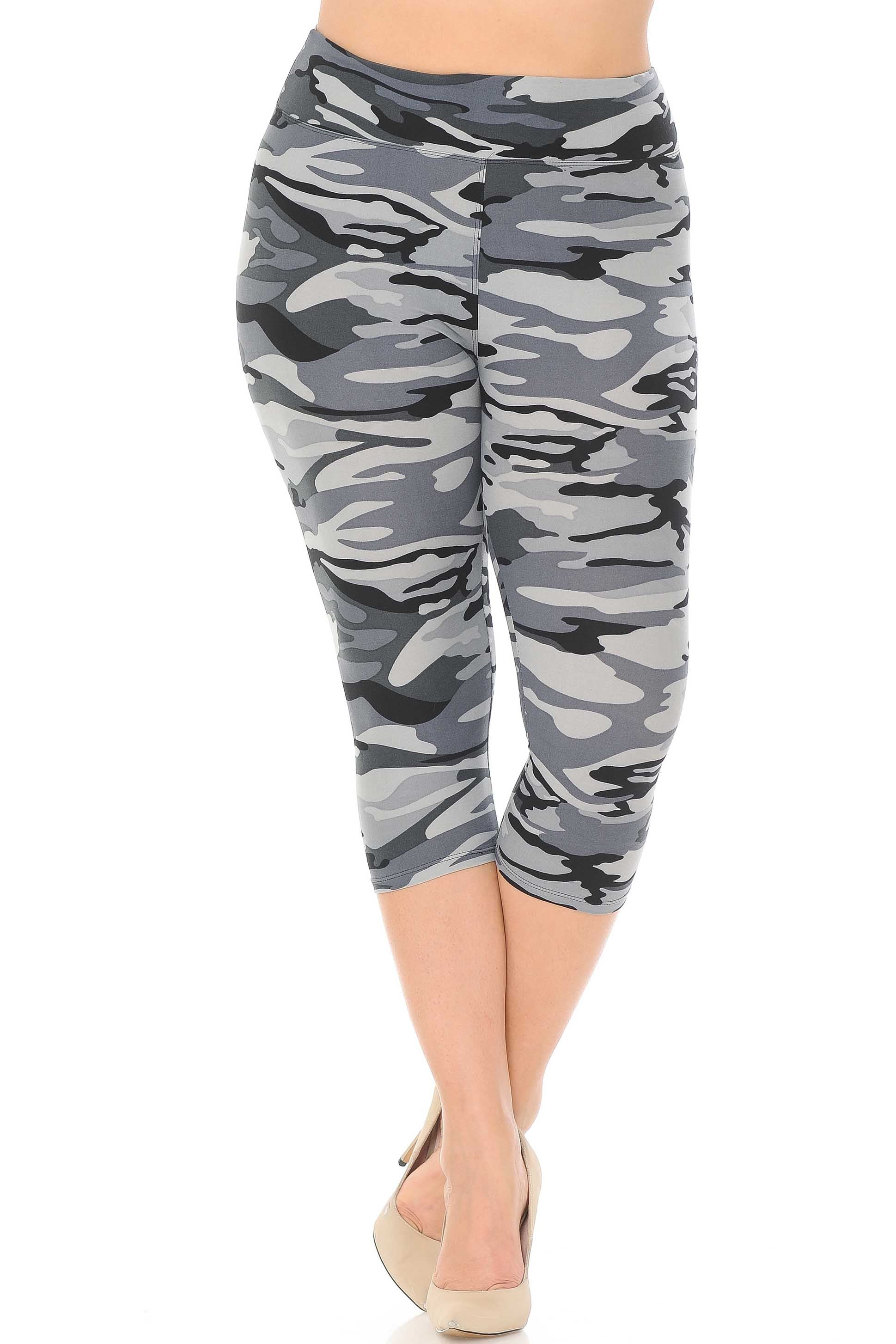 Buttery Soft Charcoal Camouflage High Waist Plus Size Capris - 3 Inch (One Size Plus,Charcoal)