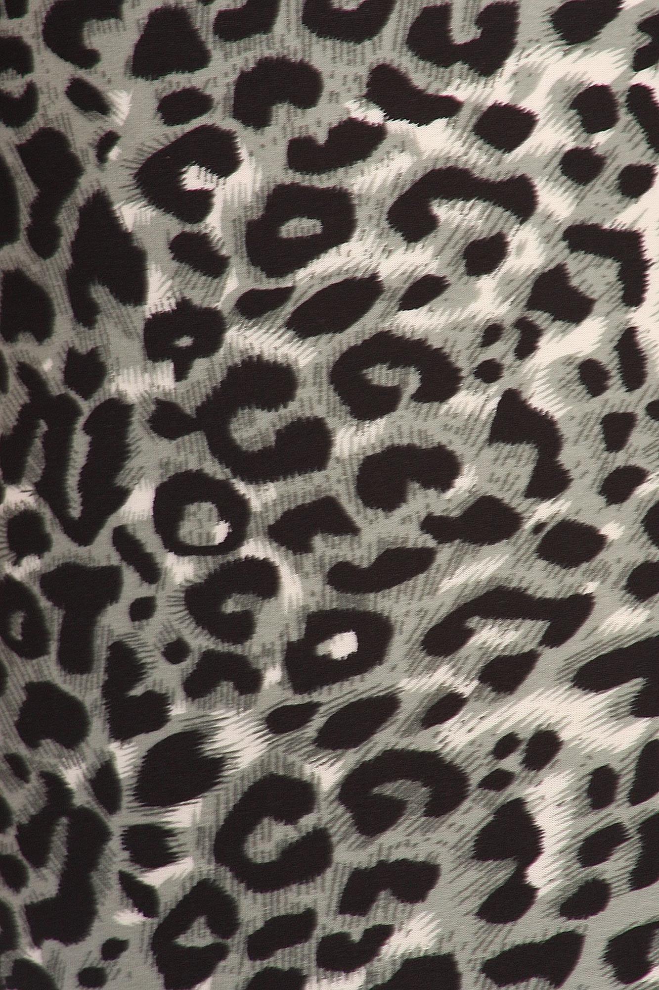 Buttery Soft Snow Leopard Plus Size Leggings (One Size Plus,Charcoal)
