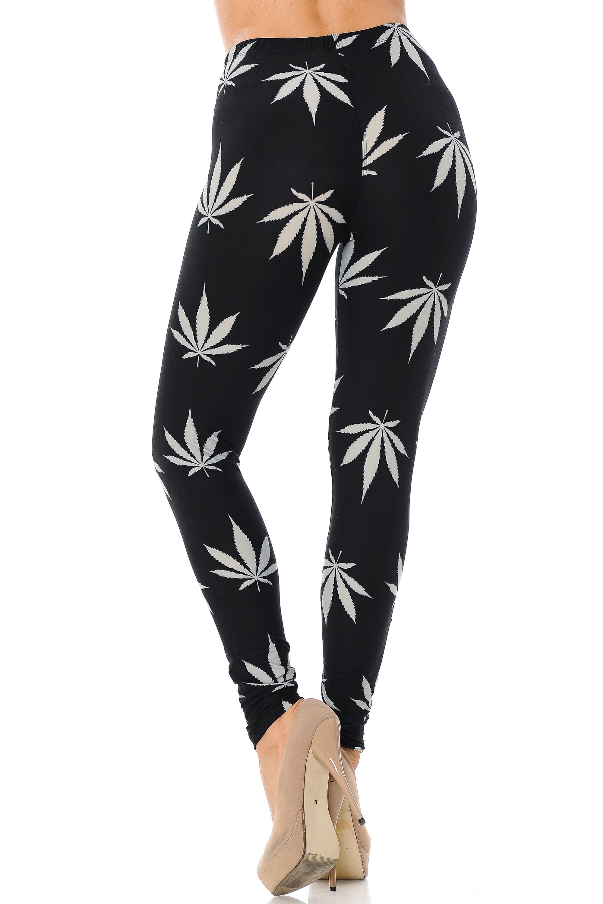 Buttery Soft Black Marijuana Plus Size Leggings (One Size Plus,Black)