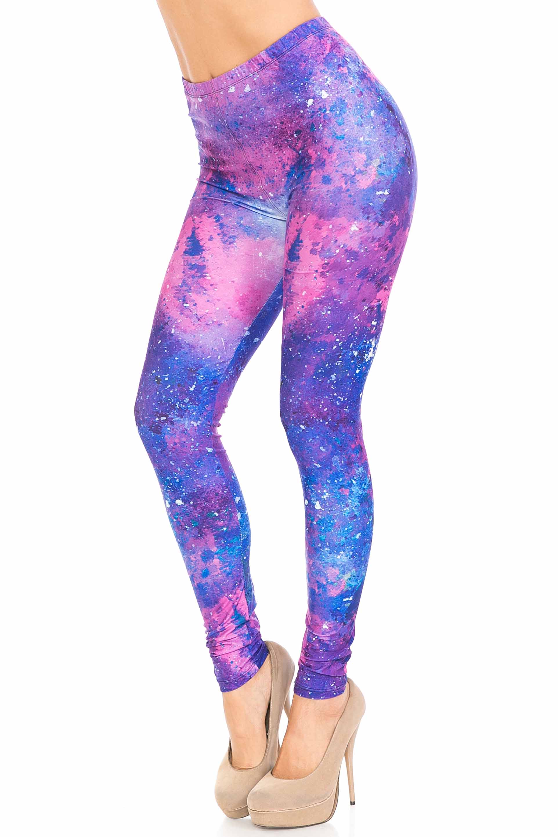 Creamy Soft Blue Fuchsia Nebula Plus Size Leggings - USA Fashion (One Size Plus,Blue)