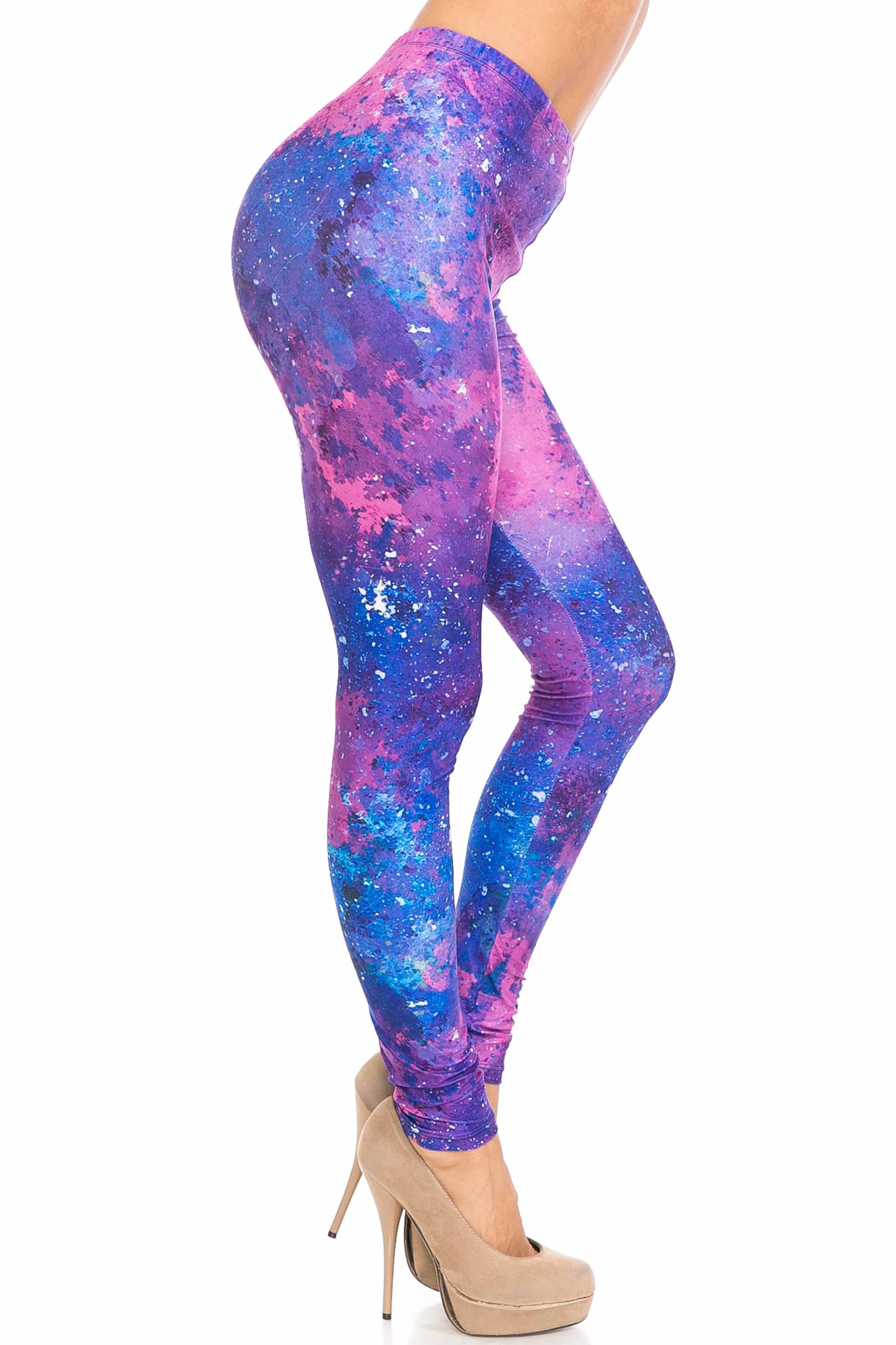 Creamy Soft Blue Fuchsia Nebula Plus Size Leggings - USA Fashion (One Size Plus,Blue)