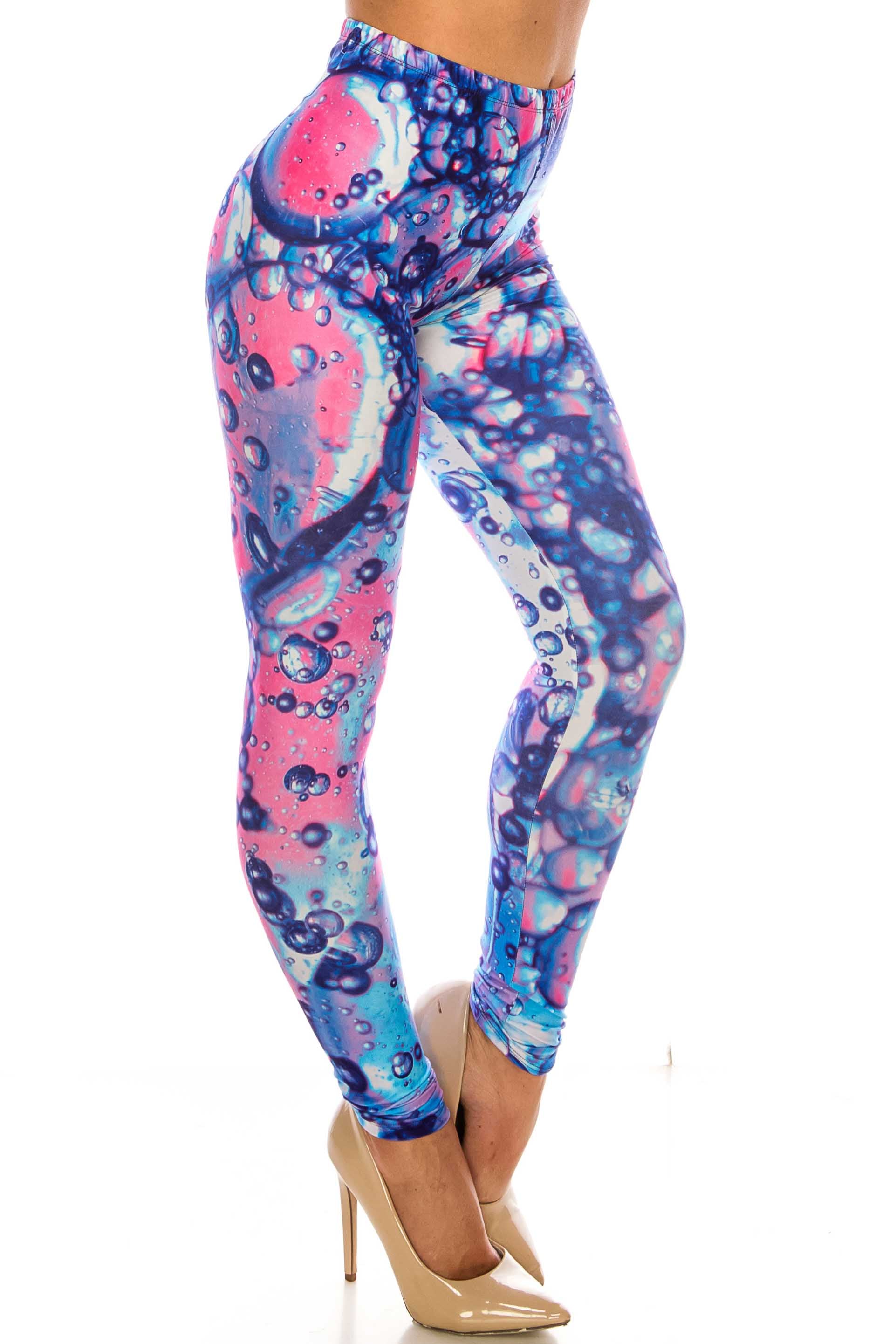 Creamy Soft Brilliant Bubbles Plus Size Leggings - USA Fashion (One Size Plus,Blue)