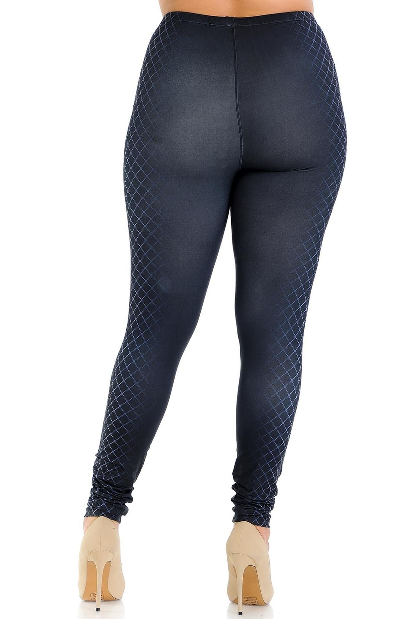 Creamy Soft Contour Crisscross Plus Size Leggings - Signature Collection (One Size Plus,Black)