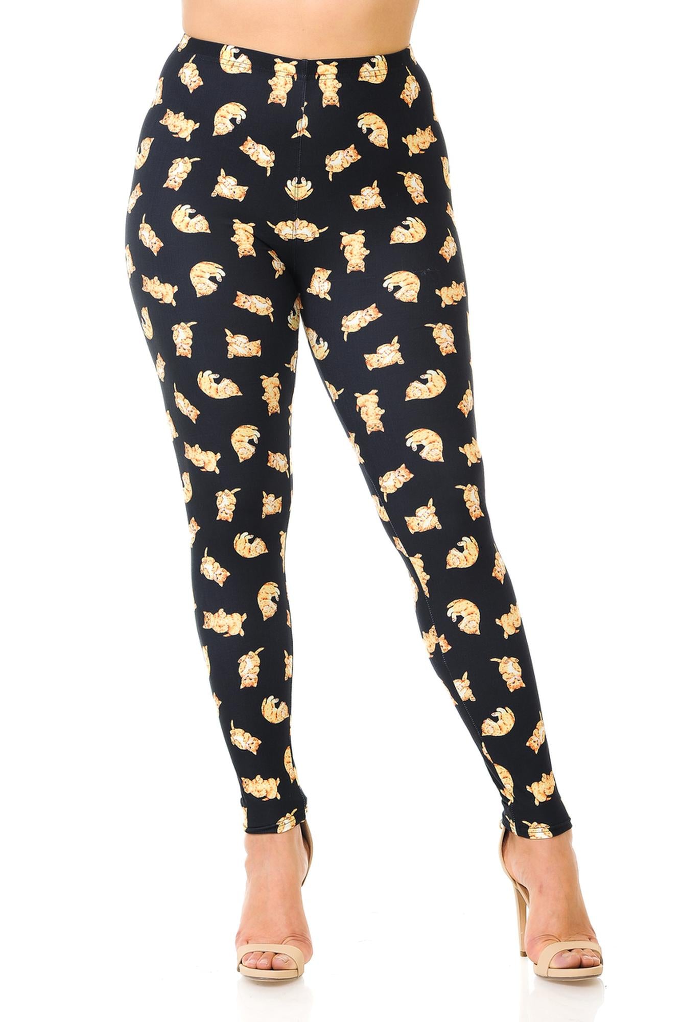 Creamy Soft Playful Kitty Cats Plus Size Leggings (One Size Plus,Black)