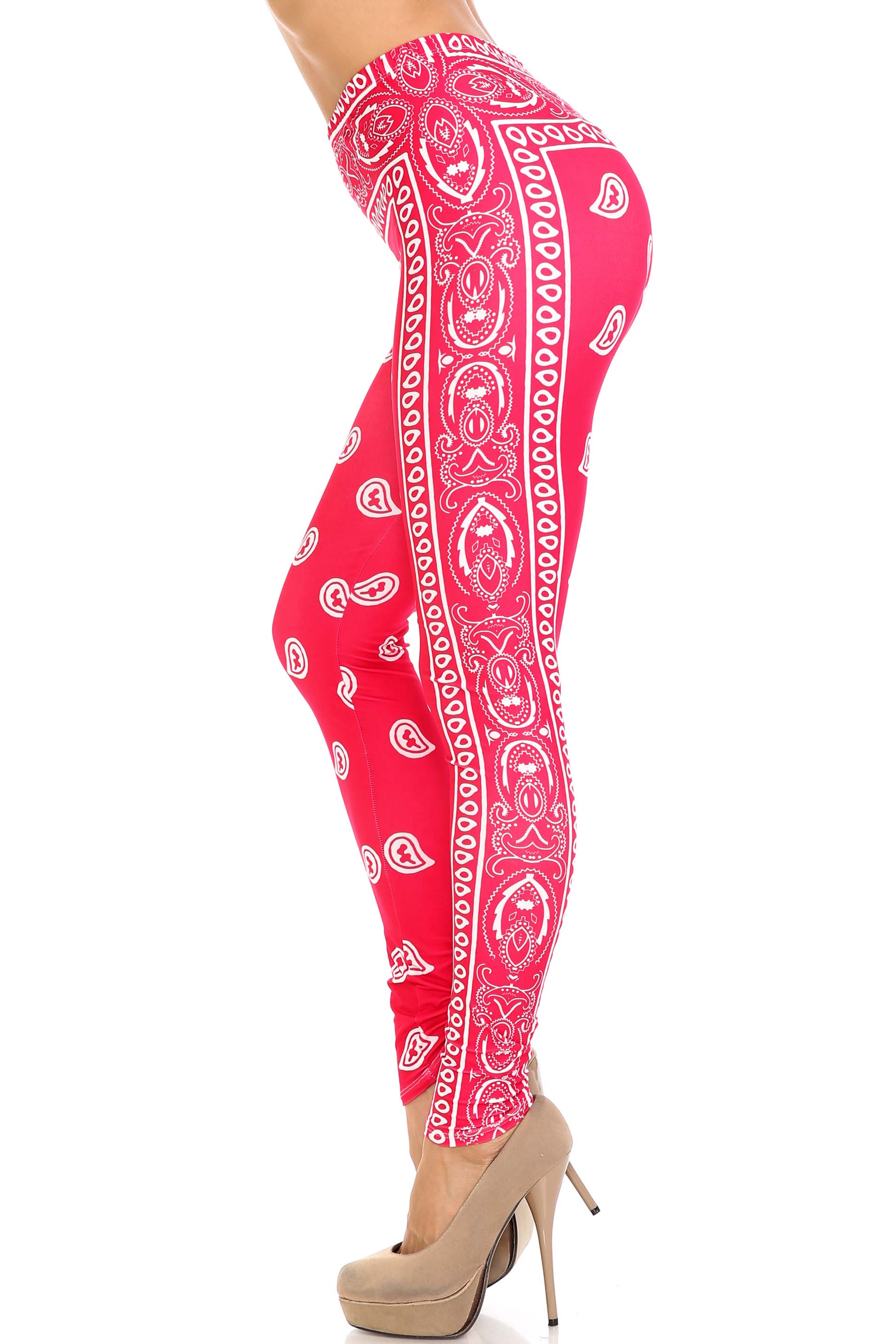 Creamy Soft Red Bandana Plus Size Leggings - USA Fashion (One Size Plus,Red)