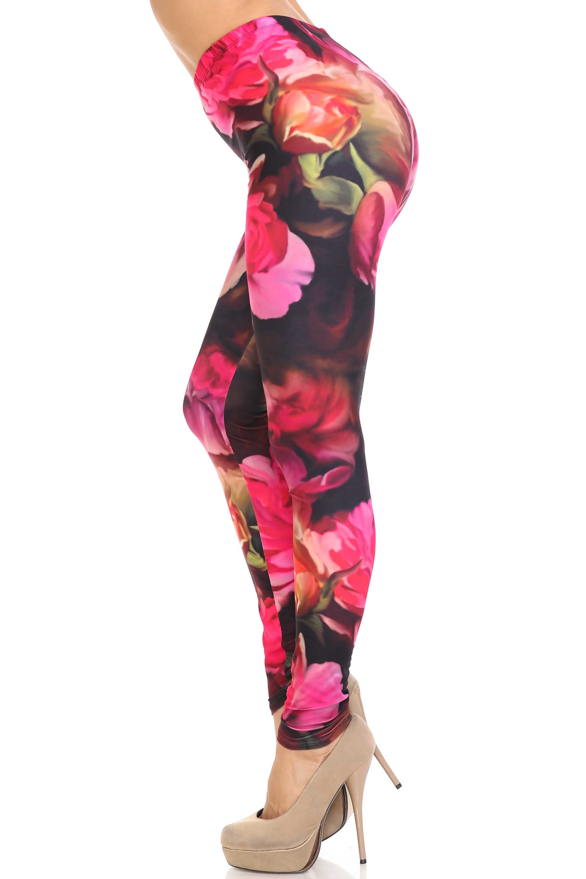 Creamy Soft Vintage Rose Leggings - USA Fashion (One Size Regular,Red)